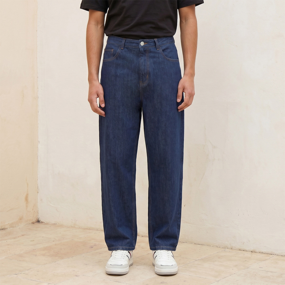 بنطلون جينز قطن بقصة باغي من لي كوبر-men-clothing-bottoms-trousersandchinos-trousers-image-1