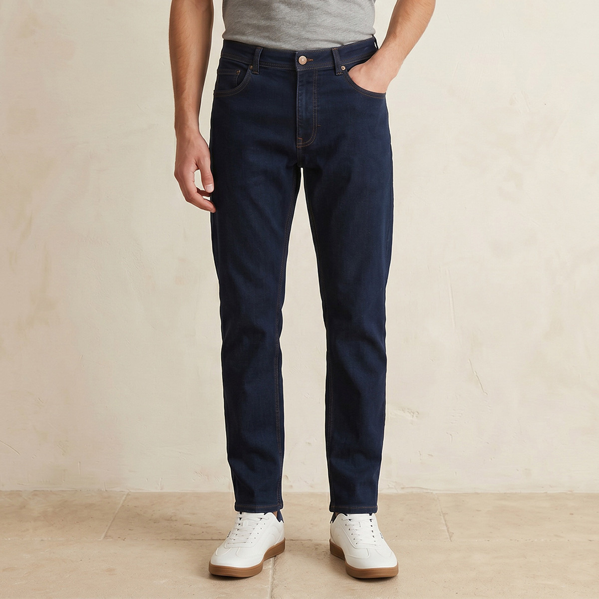 بنطلون جينز بقصّة سليم من لي كوبر-men-clothing-jeans-image-1