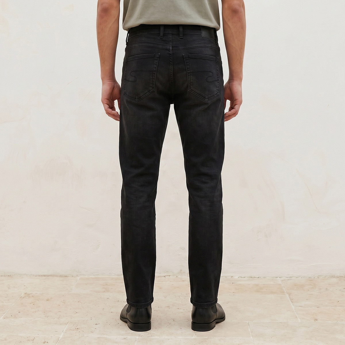 بنطلون جينز بقصّة سليم من لي كوبر-men-clothing-jeans-image-4