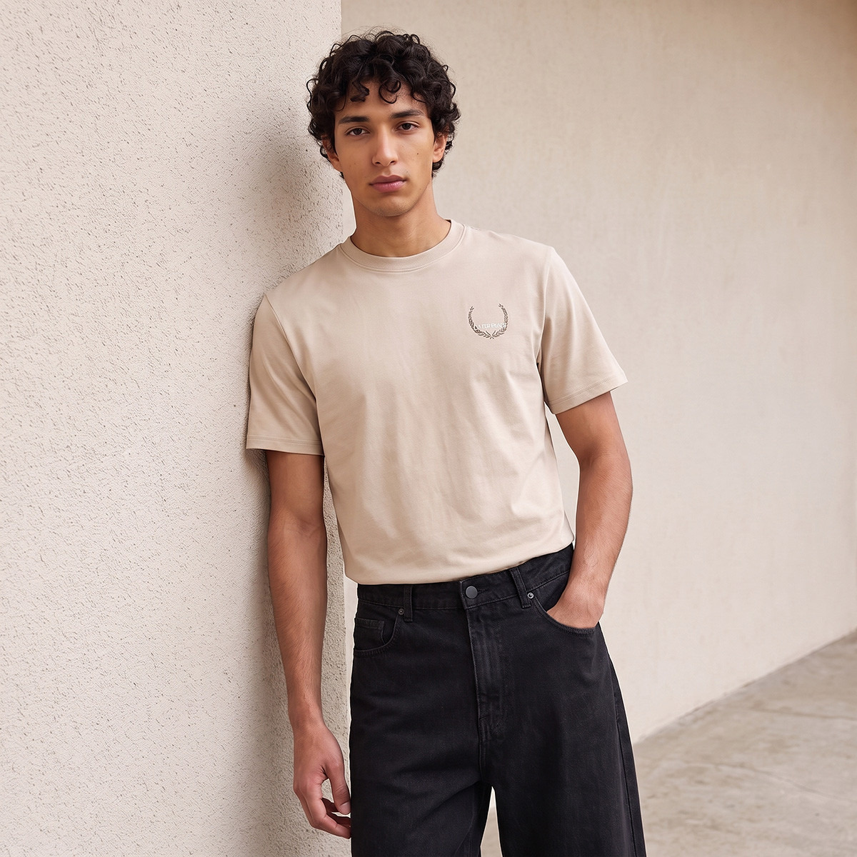 Lee Cooper Regular Fit Crew Neck Logo Print T-shirt-men-clothing-tshirtsandpolos-tshirts-image-3