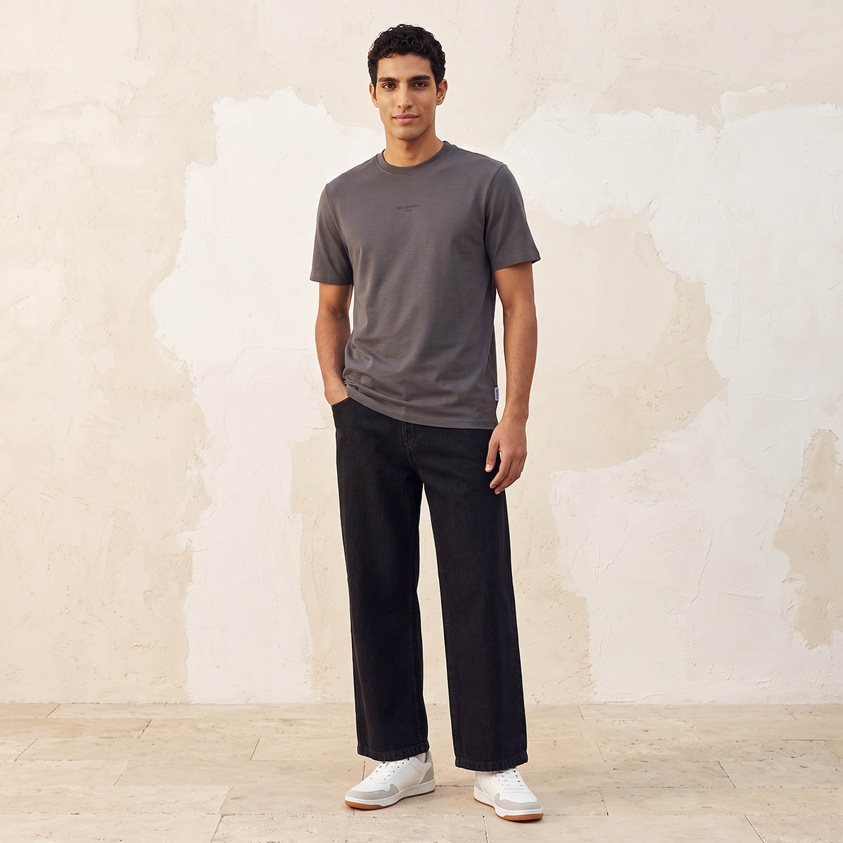 Lee Cooper Regular Fit Crew Neck Short Sleeves Logo Print T-shirt-men-clothing-tshirtsandpolos-tshirts-image-2