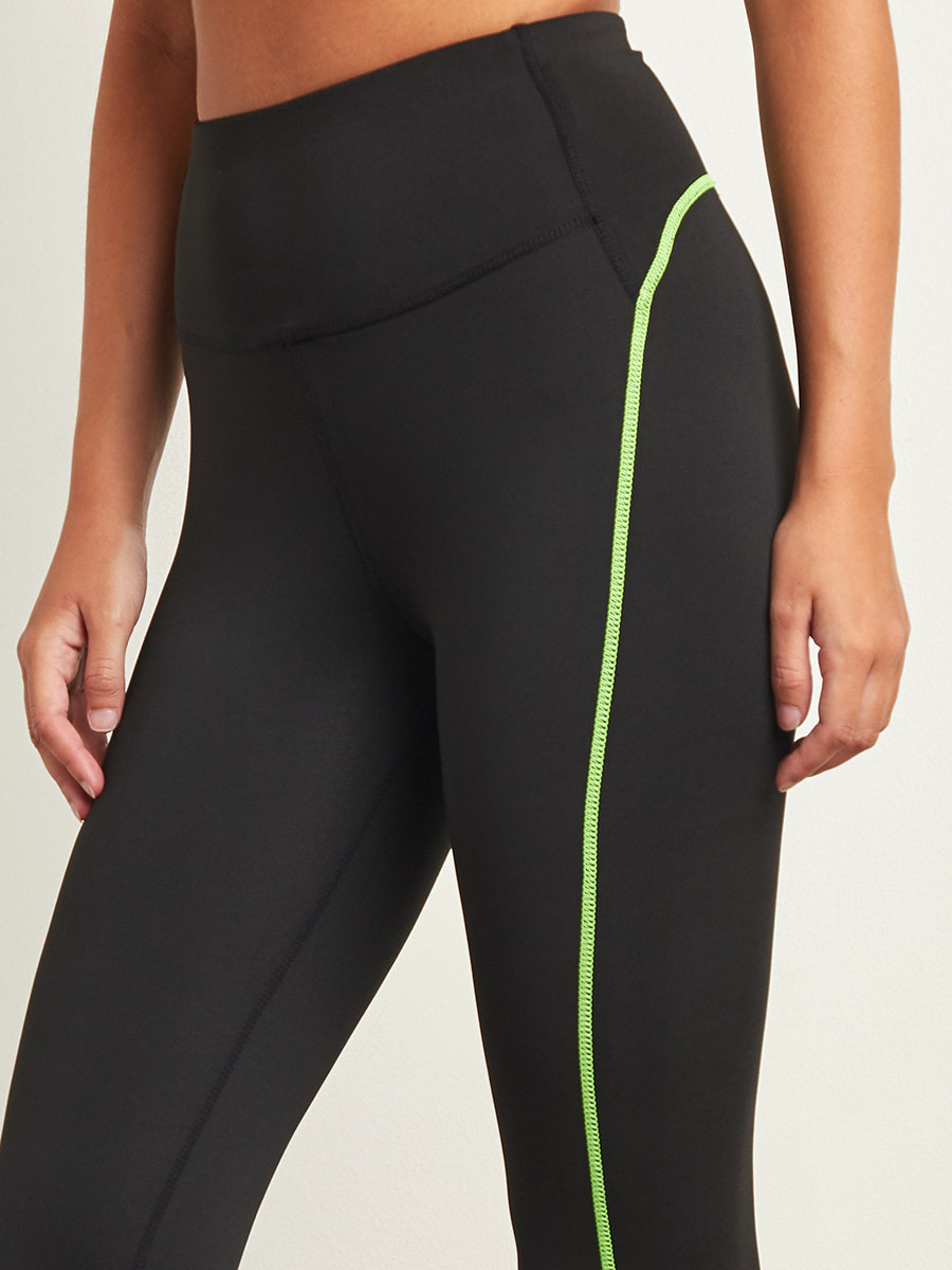 ليقنز رياضي بتفاصيل غرز ملونة من ستايلي-women-clothing-leggings-image-4