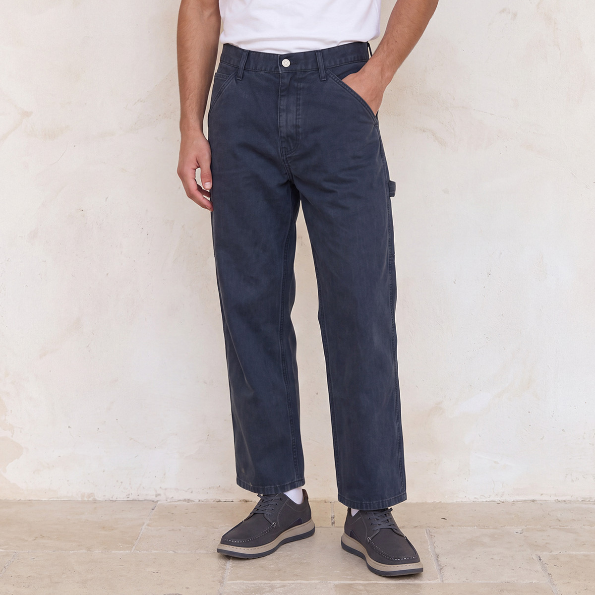 بنطلون جينز بقصة عادية من لي كوبر-men-clothing-jeans-image-1