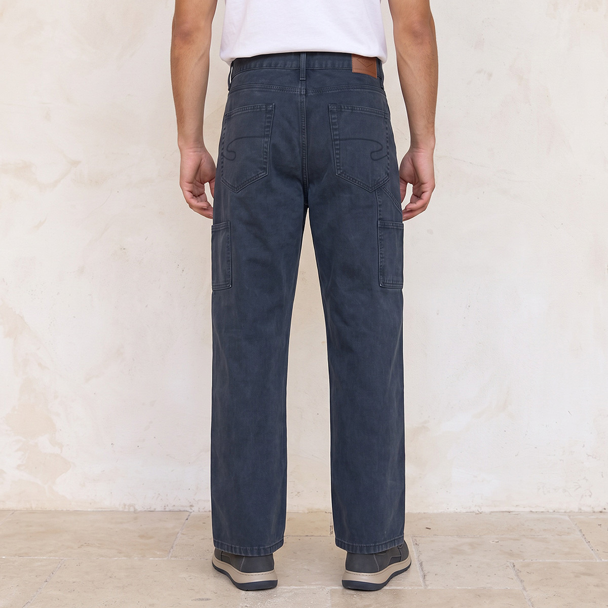 بنطلون جينز بقصة عادية من لي كوبر-men-clothing-jeans-image-3