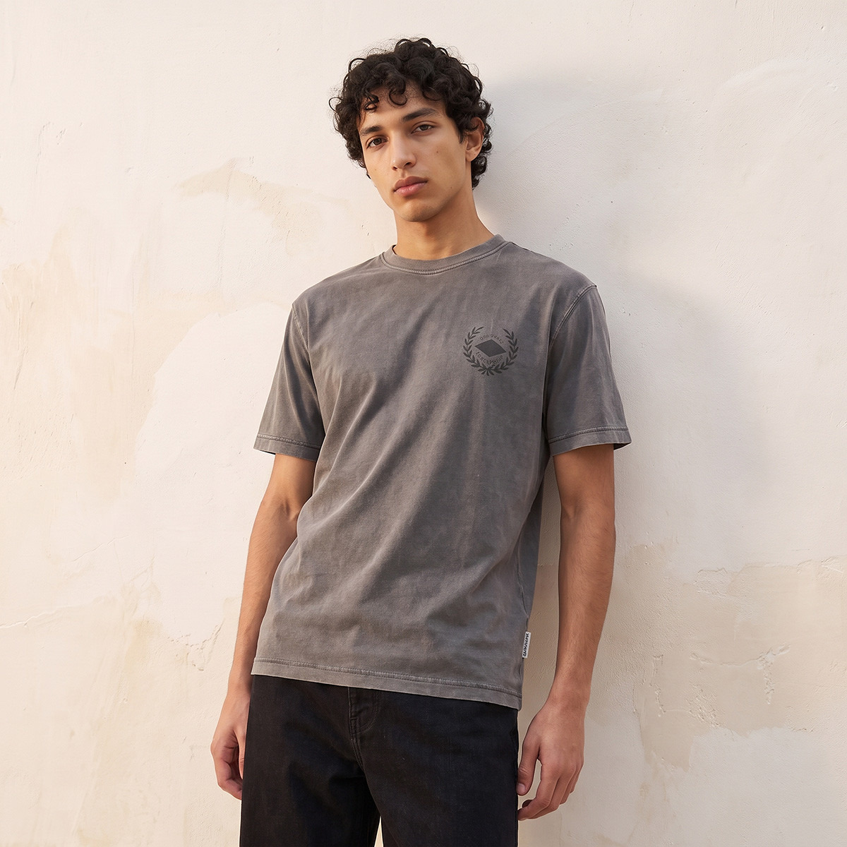 Lee Cooper Crew Neck Short Sleeves Logo Print T-shirt-men-clothing-tshirtsandpolos-tshirts-image-2