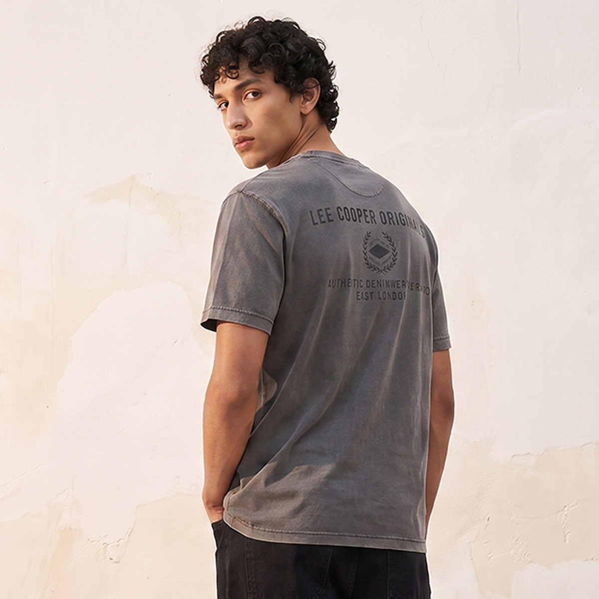 Lee Cooper Crew Neck Short Sleeves Logo Print T-shirt-men-clothing-tshirtsandpolos-tshirts-image-4