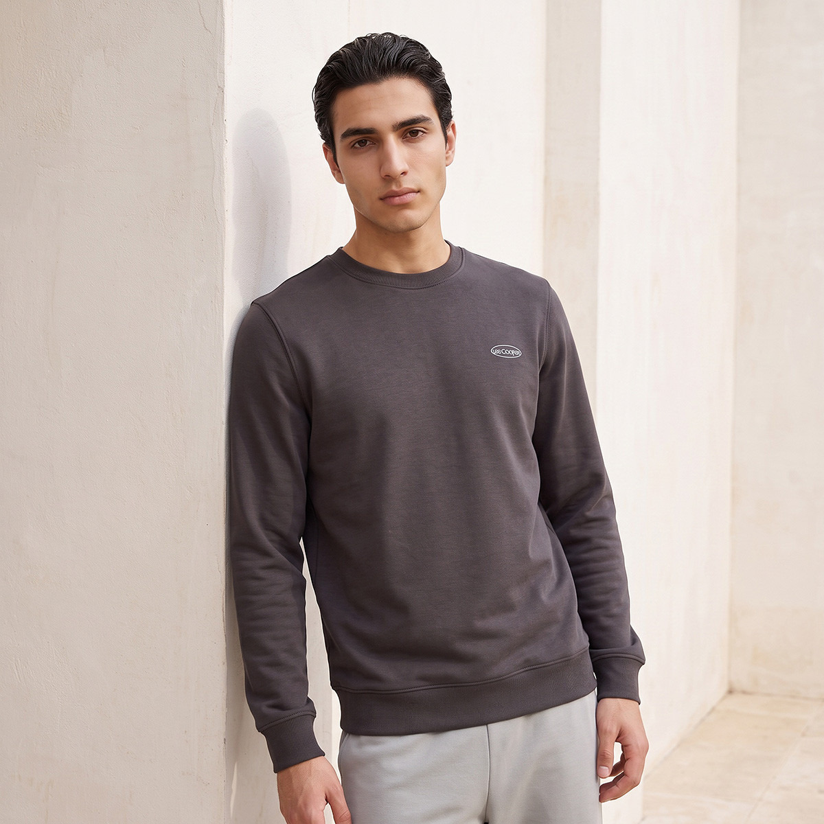 سويت شيرت من لي كوبر-men-winterwear-hoodiesandsweatshirts-image-3