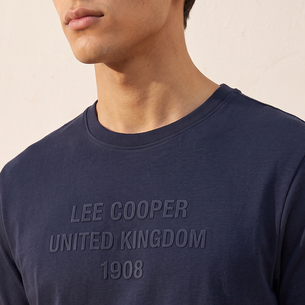 Lee Cooper Crew Neck Logo T-shirt-men-clothing-tshirtsandpolos-tshirts-image-4