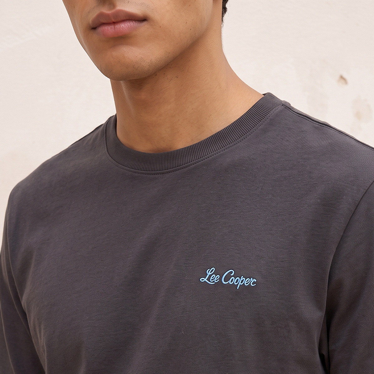 Lee Cooper Crew Neck Logo T-shirt-men-clothing-tshirtsandpolos-tshirts-image-4