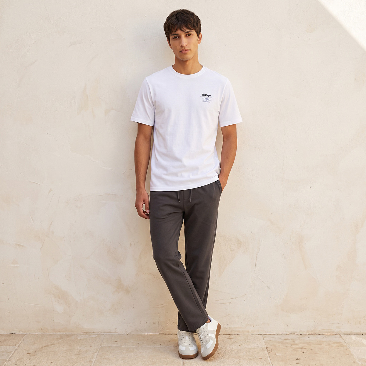 Lee Cooper Crew Neck Logo T-shirt-men-clothing-tshirtsandpolos-tshirts-image-4