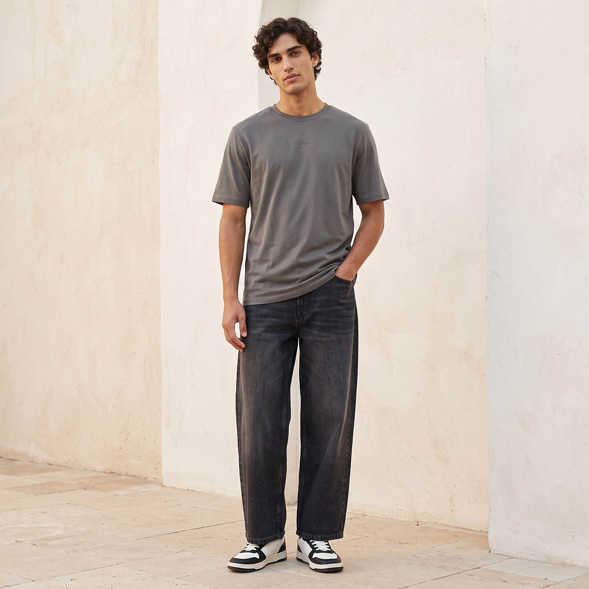 Lee Cooper Crew Neck Logo T-shirt-men-clothing-tshirtsandpolos-tshirts-image-2
