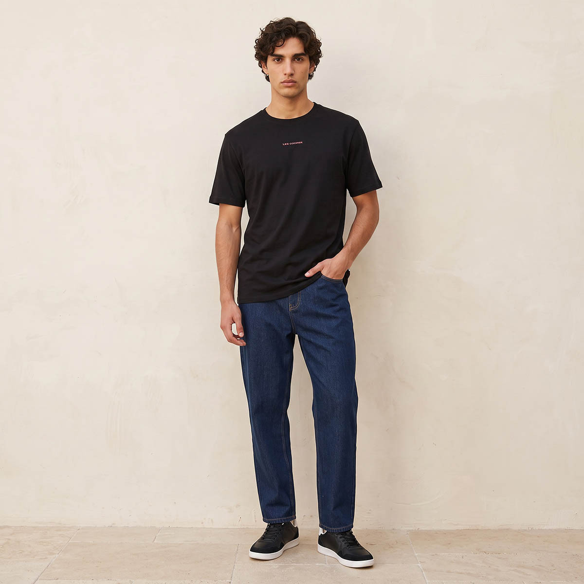 Lee Cooper Crew Neck Logo T-shirt-men-clothing-tshirtsandpolos-tshirts-image-2