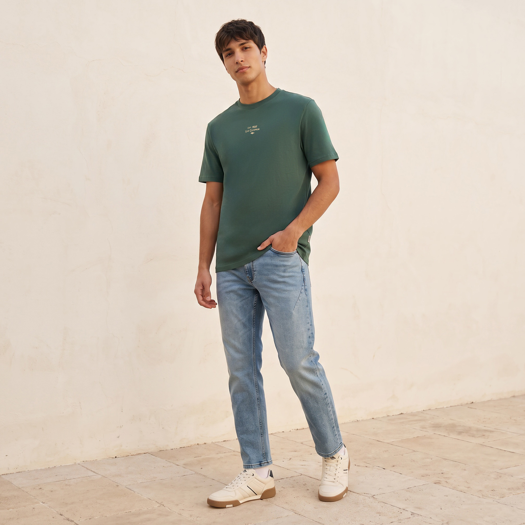 Lee Cooper Crew Neck Logo T-shirt-men-clothing-tshirtsandpolos-tshirts-image-2