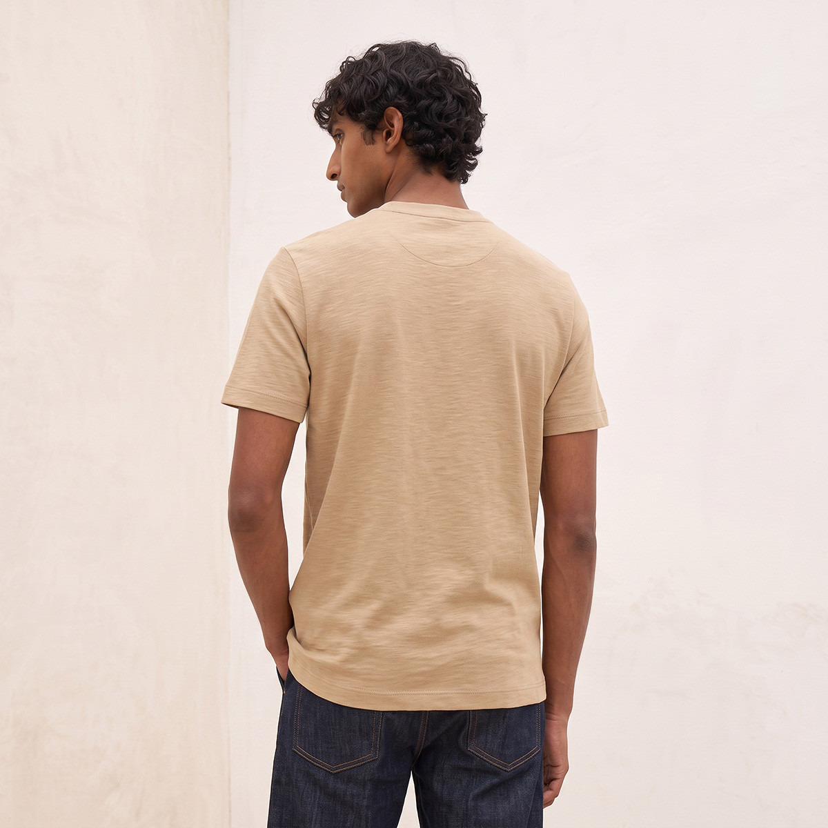 Lee Cooper Regular Fit Crew Neck Textured T-shirt-men-clothing-tshirtsandpolos-tshirts-image-3