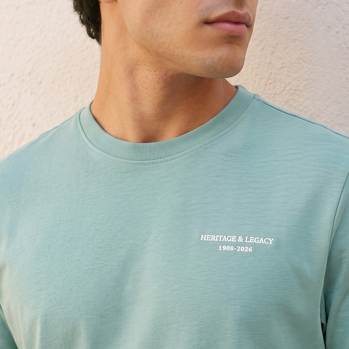 تيشيرت قطن بياقة ضيقة من لي كوبر-men-clothing-tshirtsandpolos-tshirts-image-4