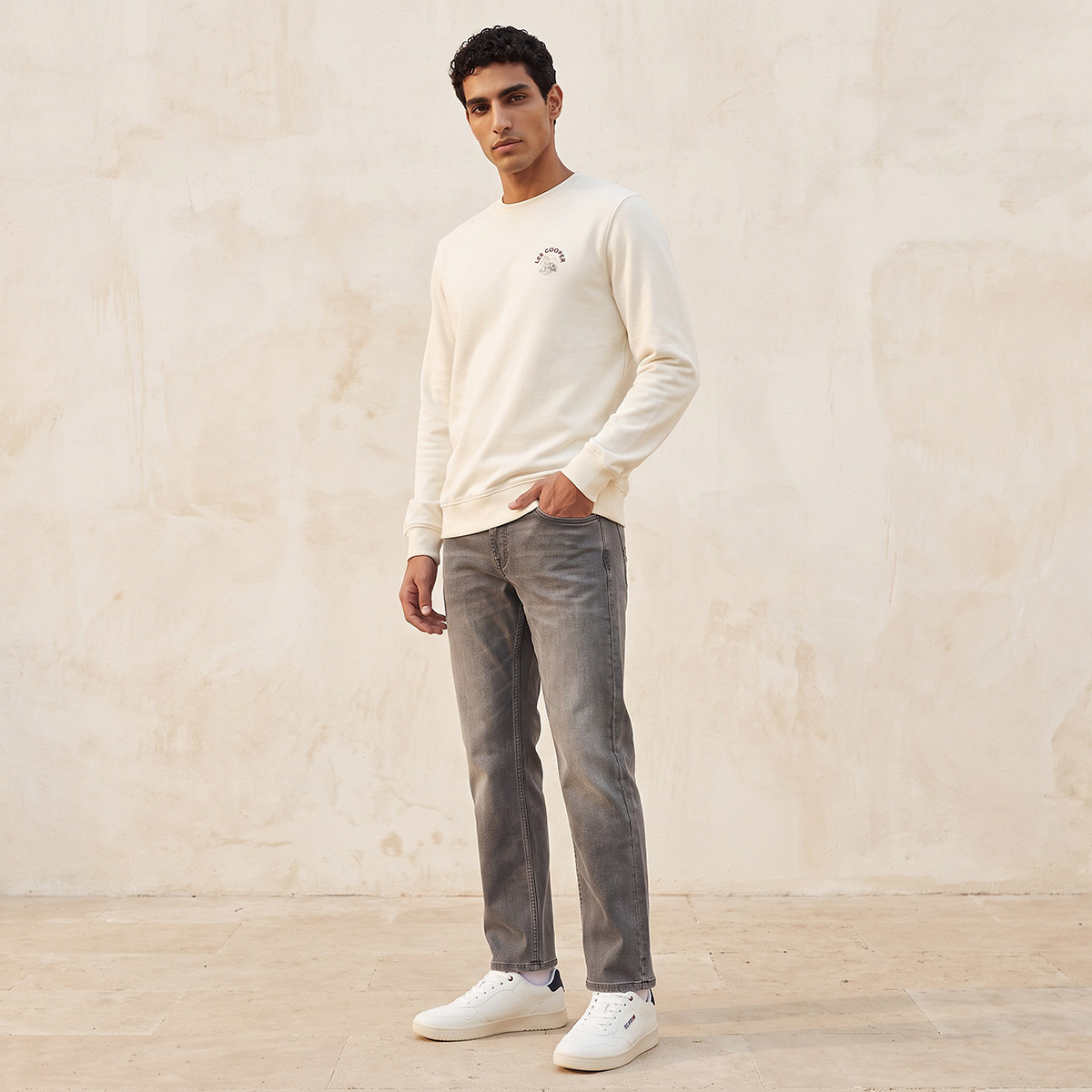 سويت شيرت بطبعات-men-winterwear-hoodiesandsweatshirts-image-2