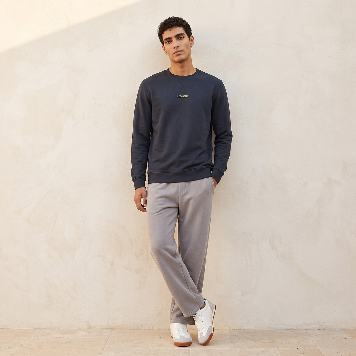 سويت شيرت بطبعات-men-winterwear-hoodiesandsweatshirts-image-2