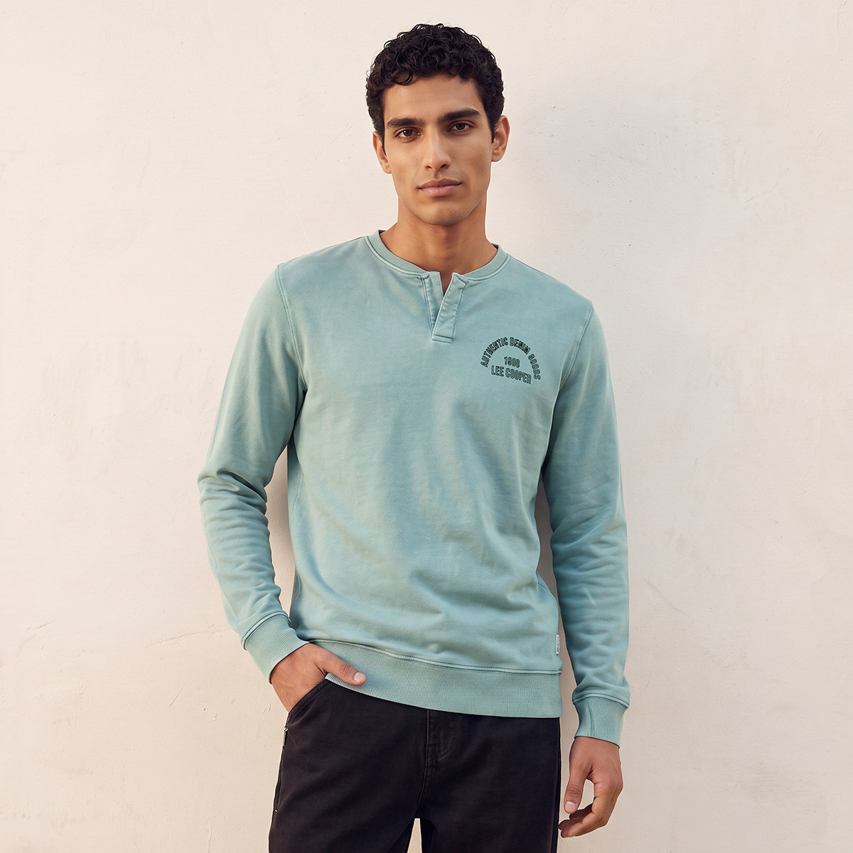 Lee Cooper Sweatshirt-men-clothing-hoodiesandsweatshirts-image-1
