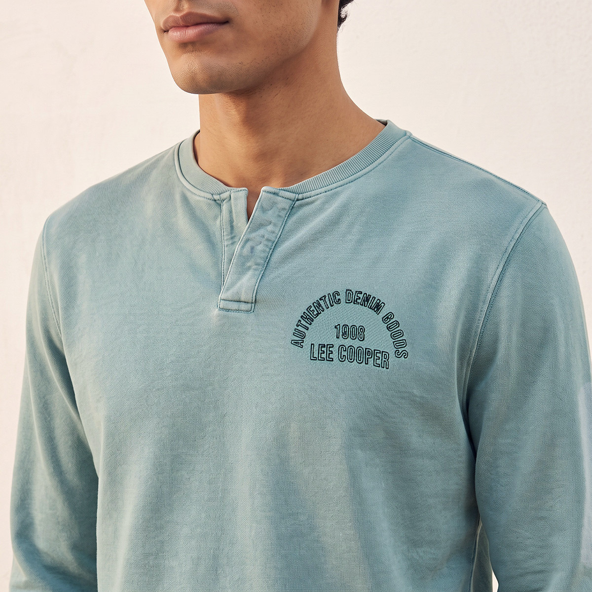 Lee Cooper Sweatshirt-men-clothing-hoodiesandsweatshirts-image-4