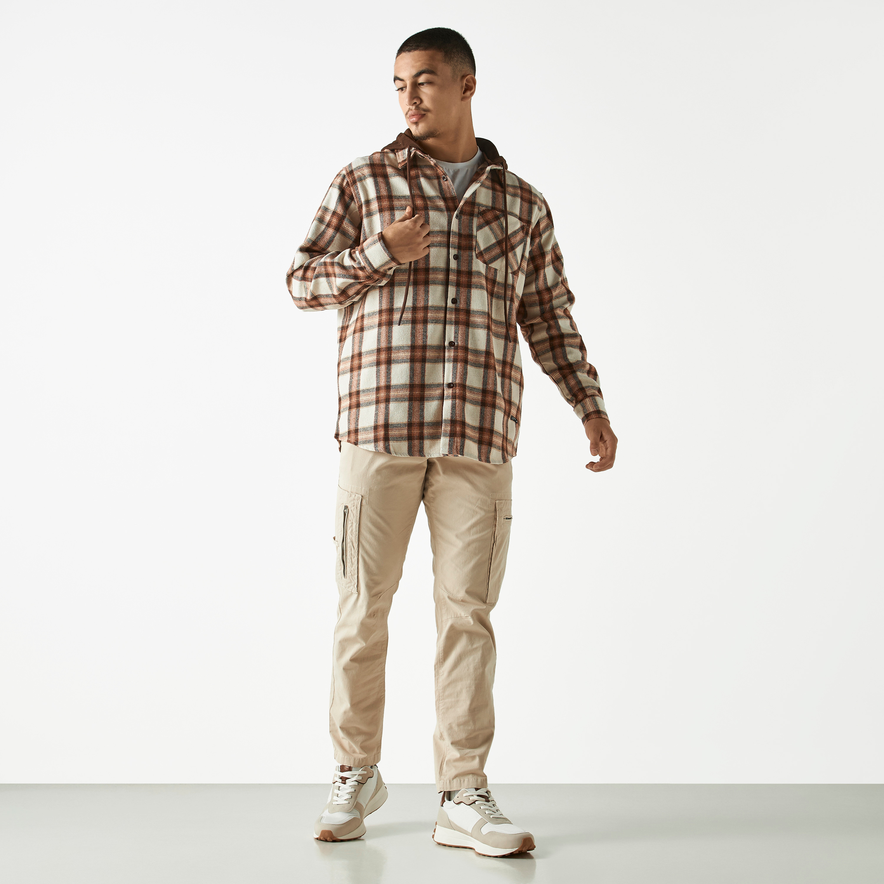 Lee Cooper Relaxed Fit Solid Cargo Pants-men-clothing-bottoms-trousersandchinos-trousers-image-2