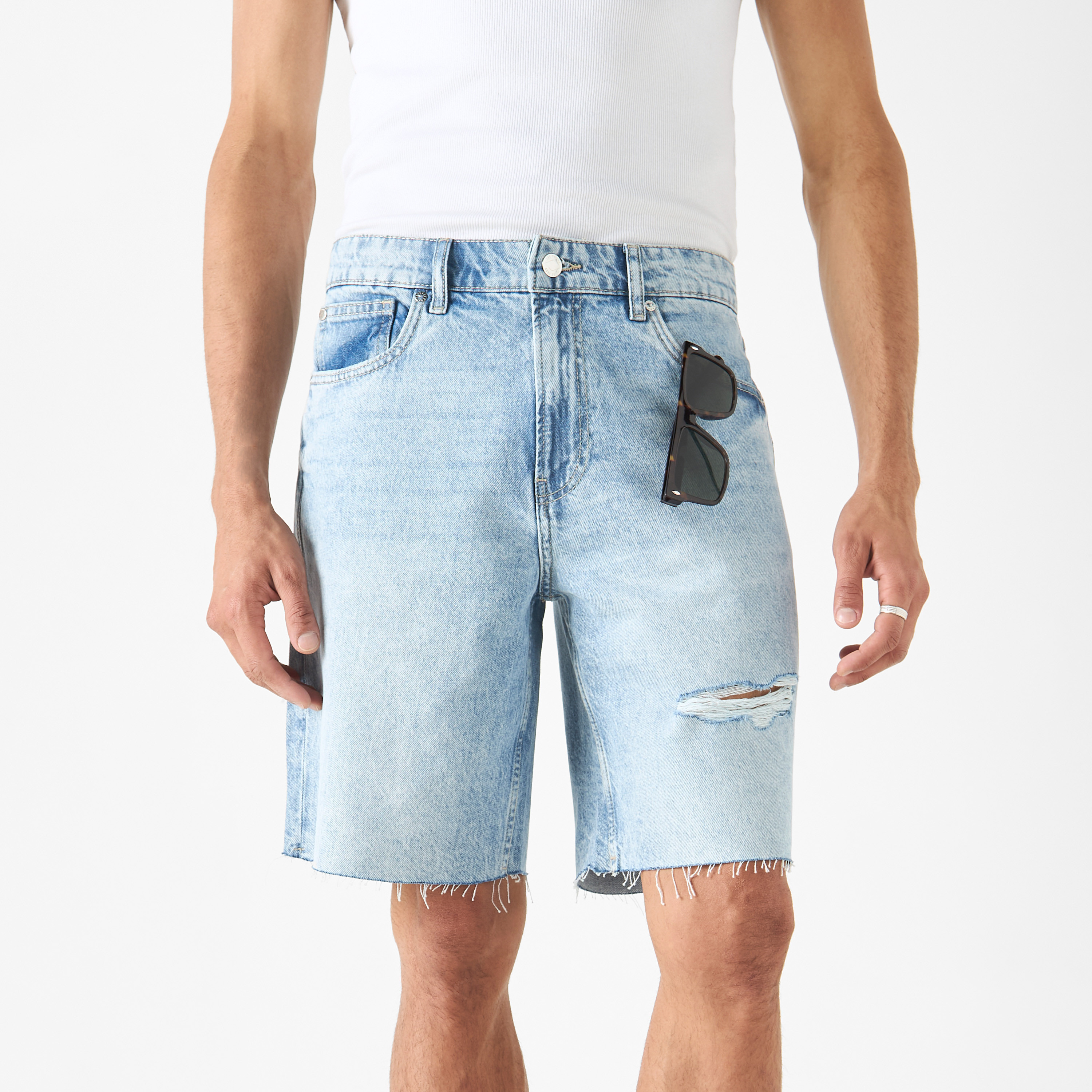 Buy Men s Lee Cooper Denim Shorts with Ripped Detail and Pockets Online Centrepoint Kuwait