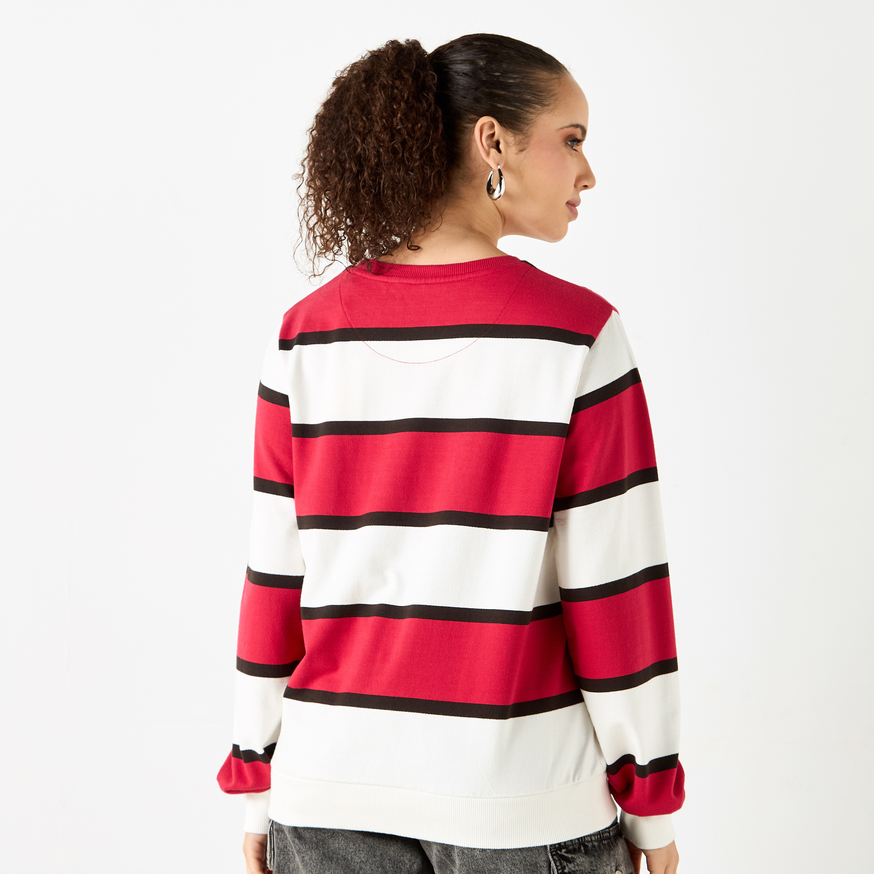 سويت شيرت مقلّم بأكمام طويلة من لي كوبر-women-winterwear-hoodiesandsweatshirts-sweatshirts-image-2