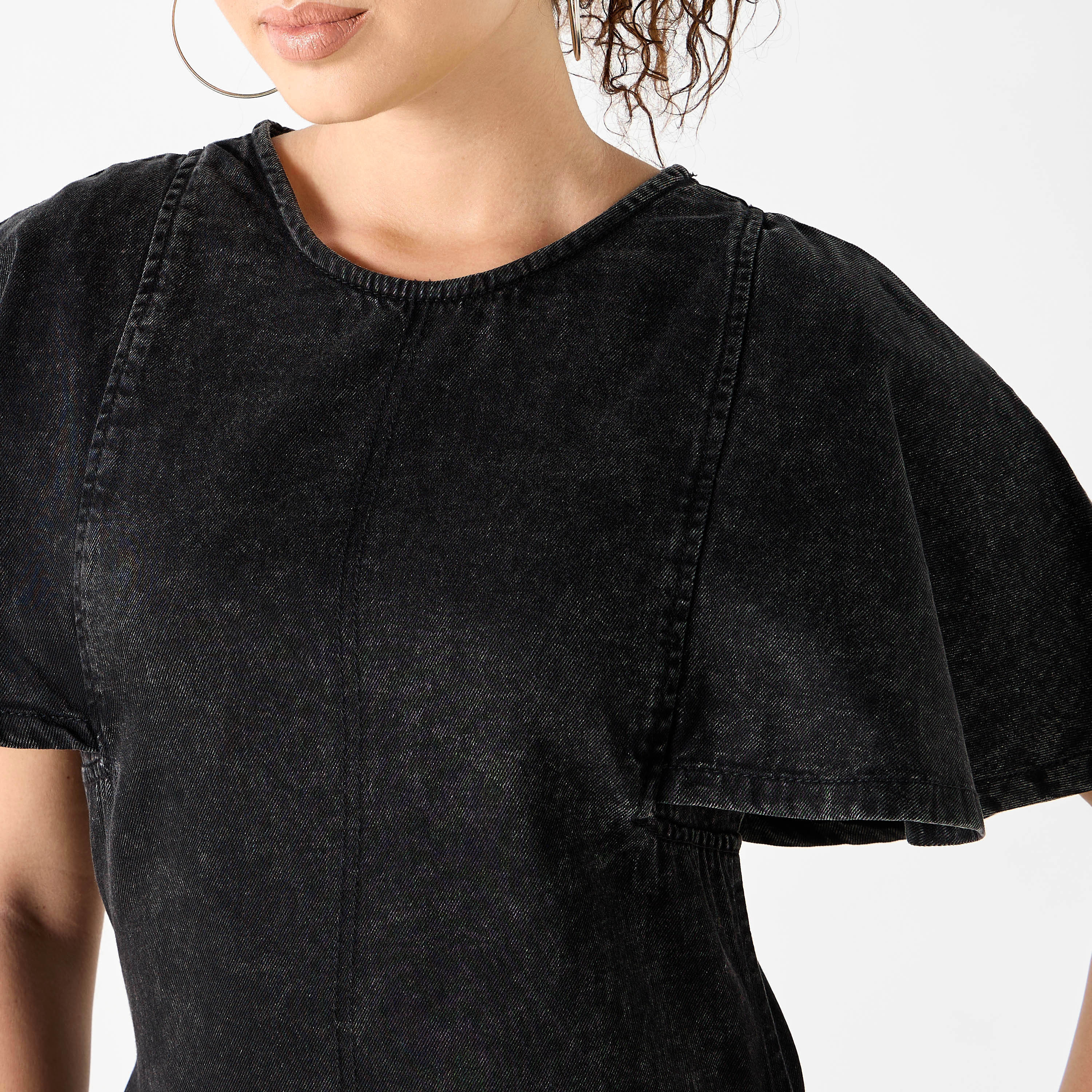 فستان إيه لاين دينم بياقة مستديرة وجيب من لي كوبر-women-clothing-dresses-image-9