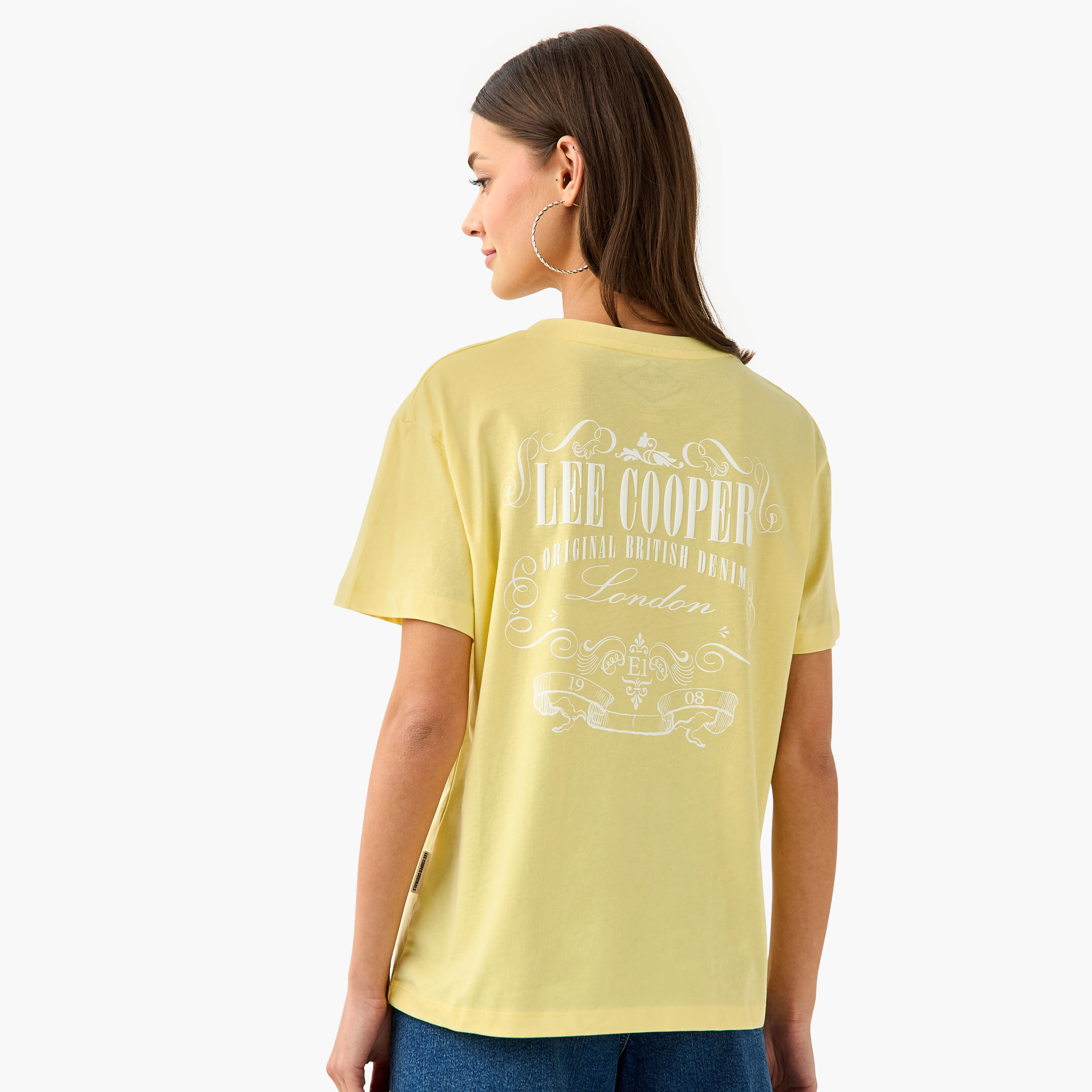 تيشيرت بياقة ضيقة وطبعات من لي كوبر-women-clothing-tshirts-image-3