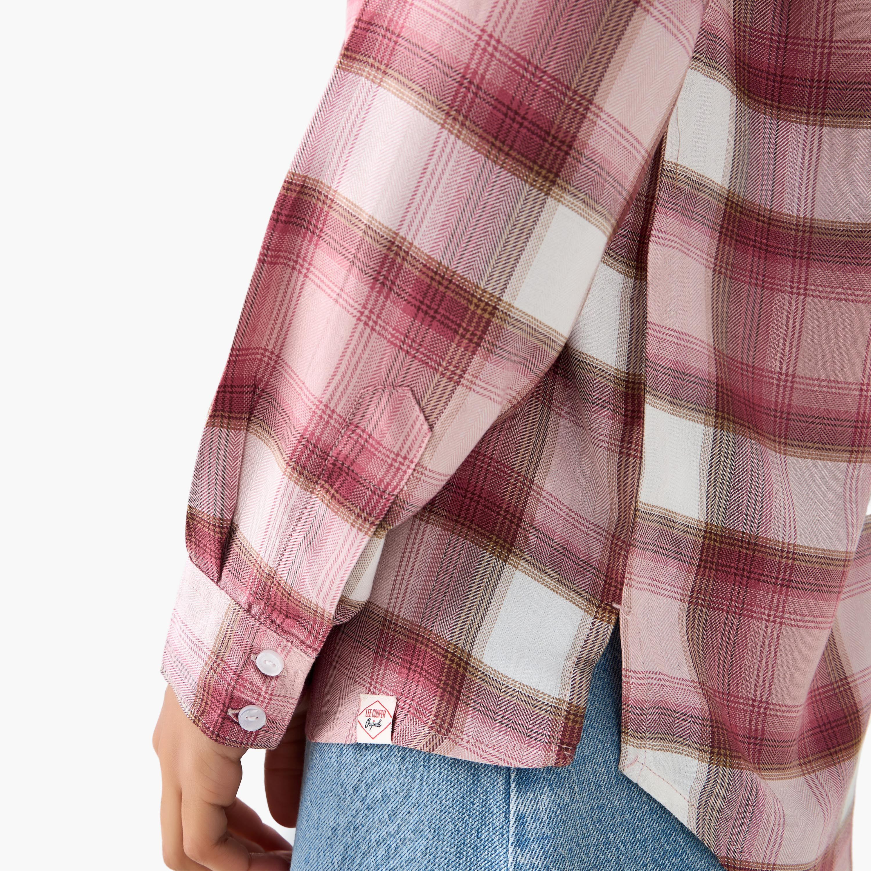قميص كاروهات بقصة عادية من لي كوبر-women-clothing-shirtsandblouses-shirts-image-5
