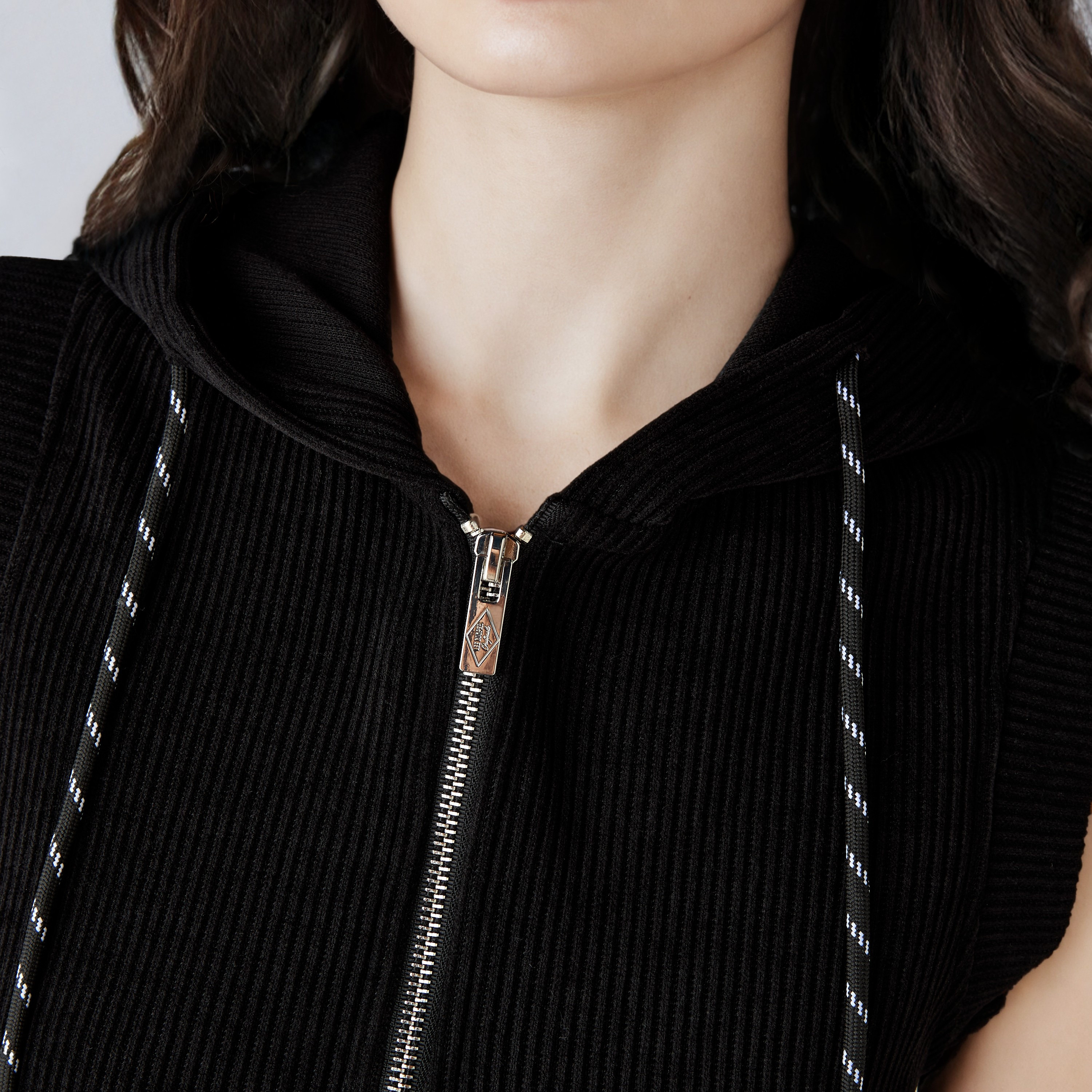 فستان بقبعة دون أكمام مضلع من لي كوبر-women-clothing-dresses-image-3