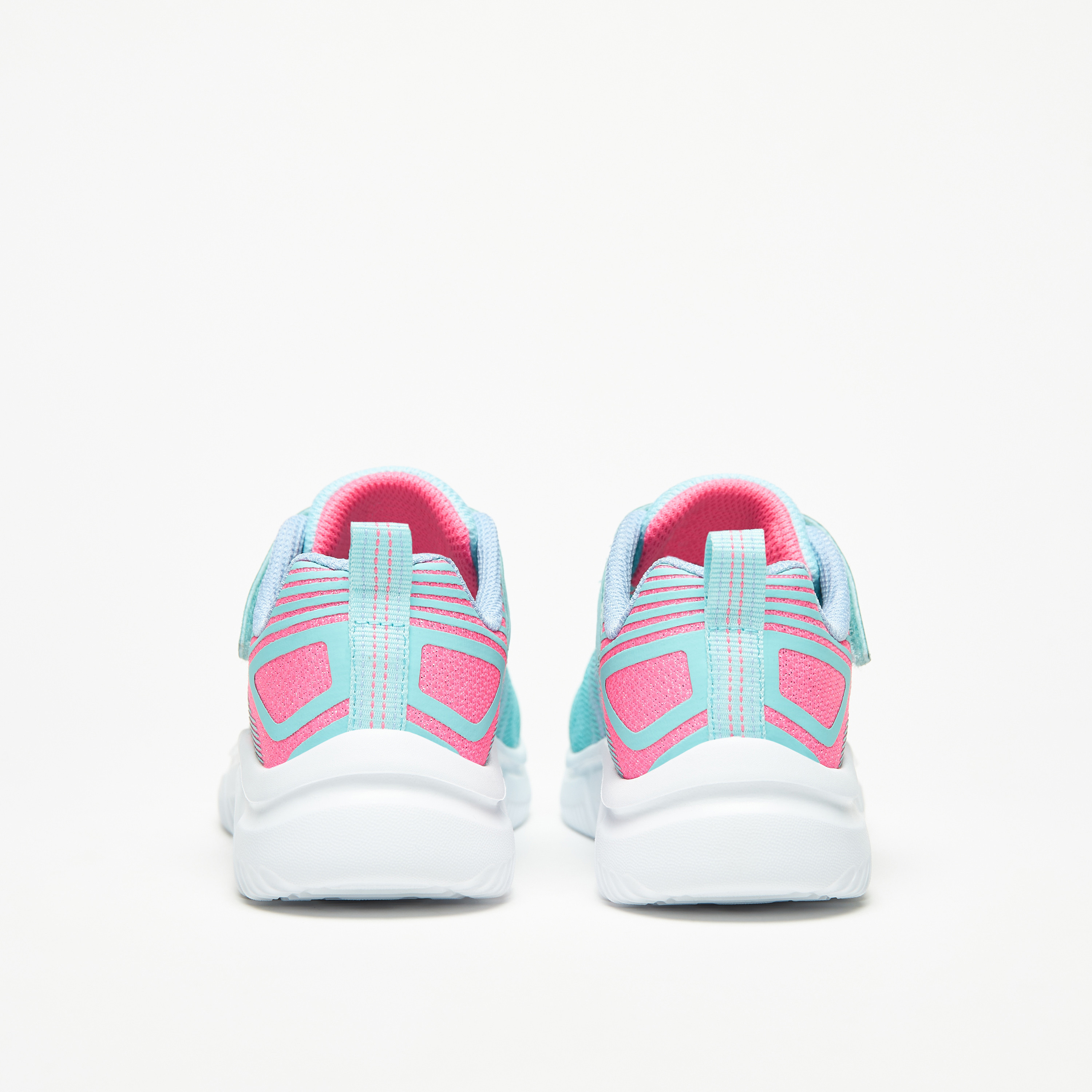 حذاء جري جو رن 650 بنعل مبطّن وشريط لاصق للبنات من سكتشرز -girls-shoes-sneakers-image-5