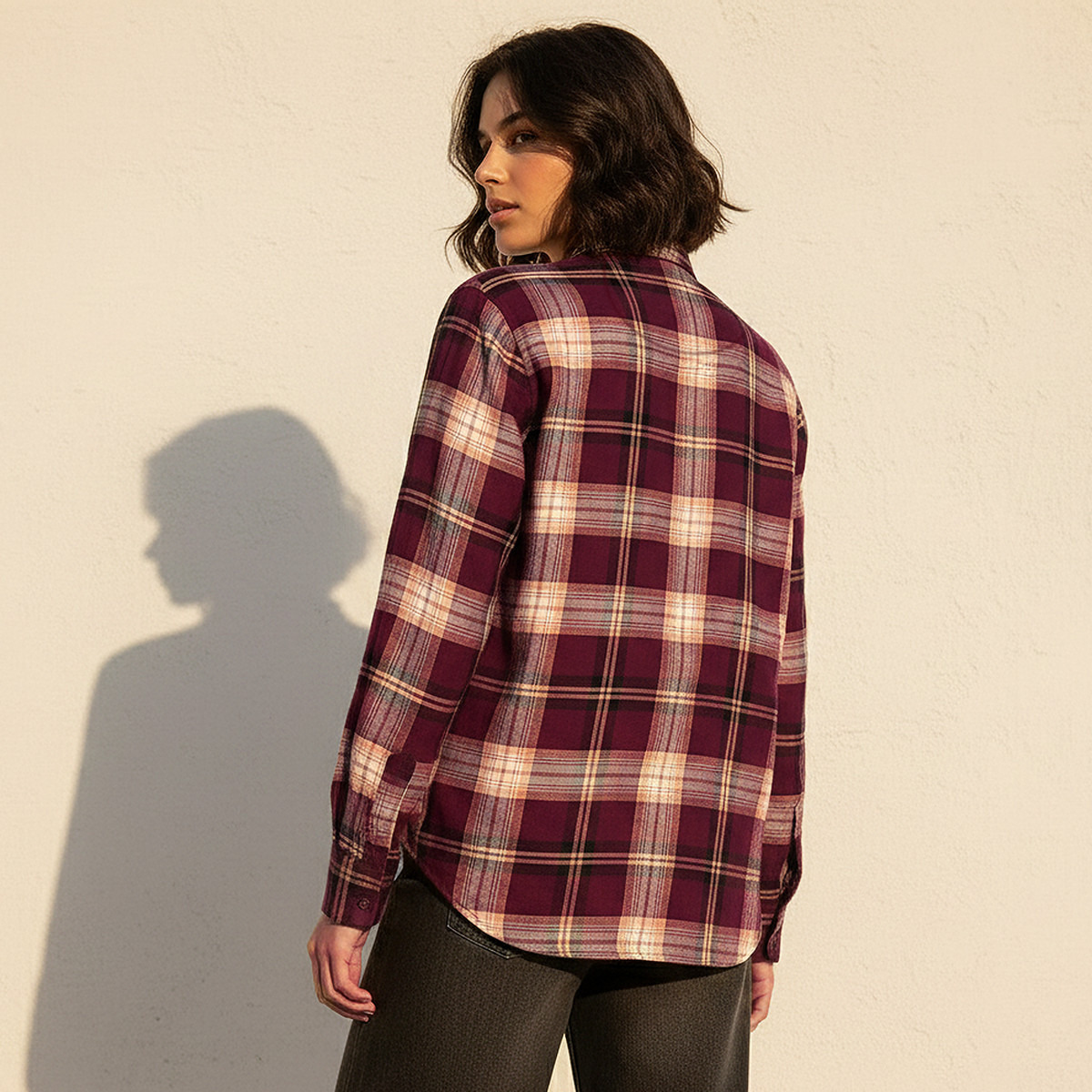 قميص فيسكوز بجيب من لي كوبر-women-clothing-shirtsandblouses-shirts-image-4