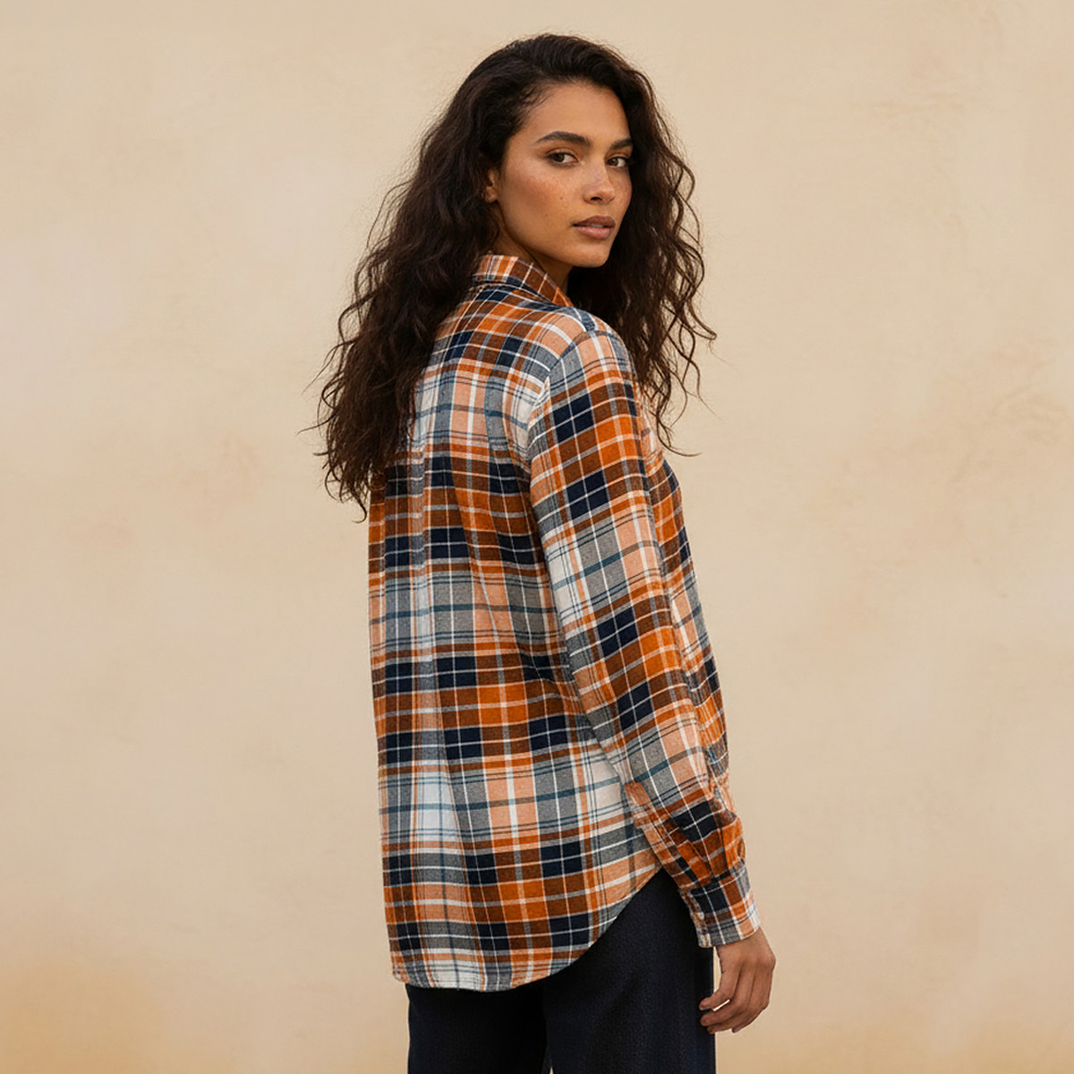 قميص فيسكوز بجيب من لي كوبر-women-clothing-shirtsandblouses-shirts-image-4