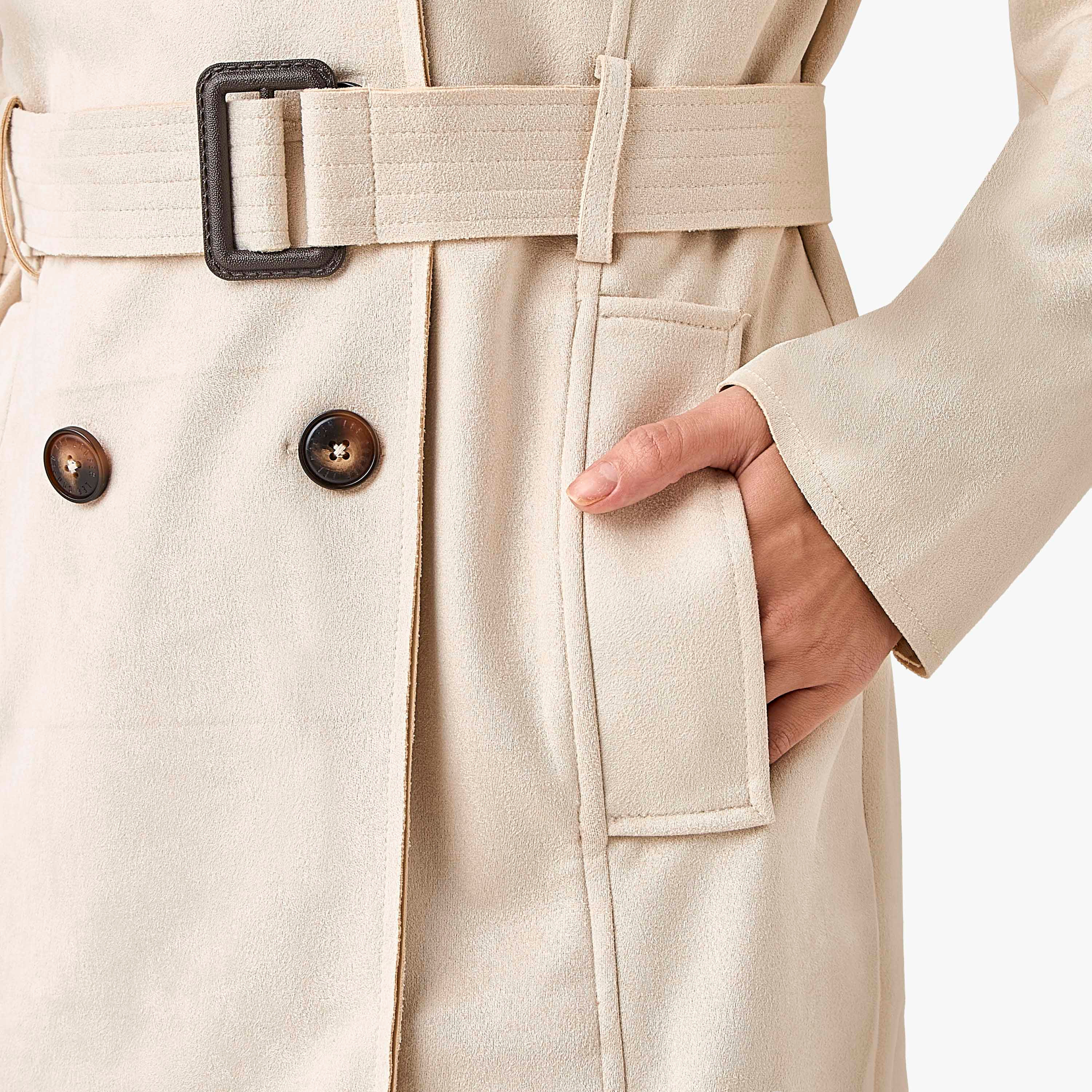 جاكيت ترانش جلد سويدي بحزام بقصّة عادية من لي كوبر-women-winterwear-coatsandjackets-coats-image-2