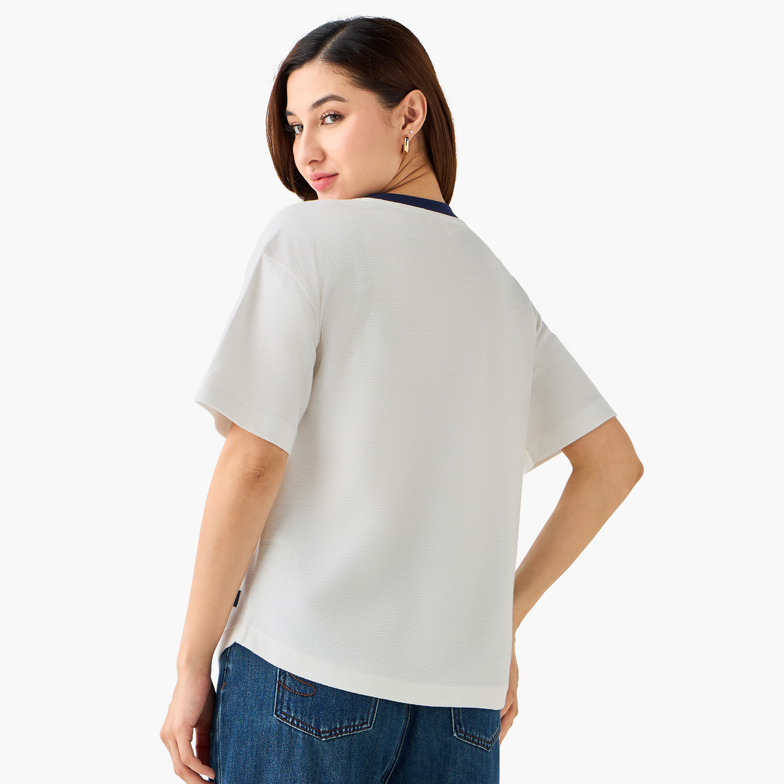 Lee Cooper Regular Fit T-shirt with Logo Embroidery and V-neck-women-clothing-tshirts-image-5