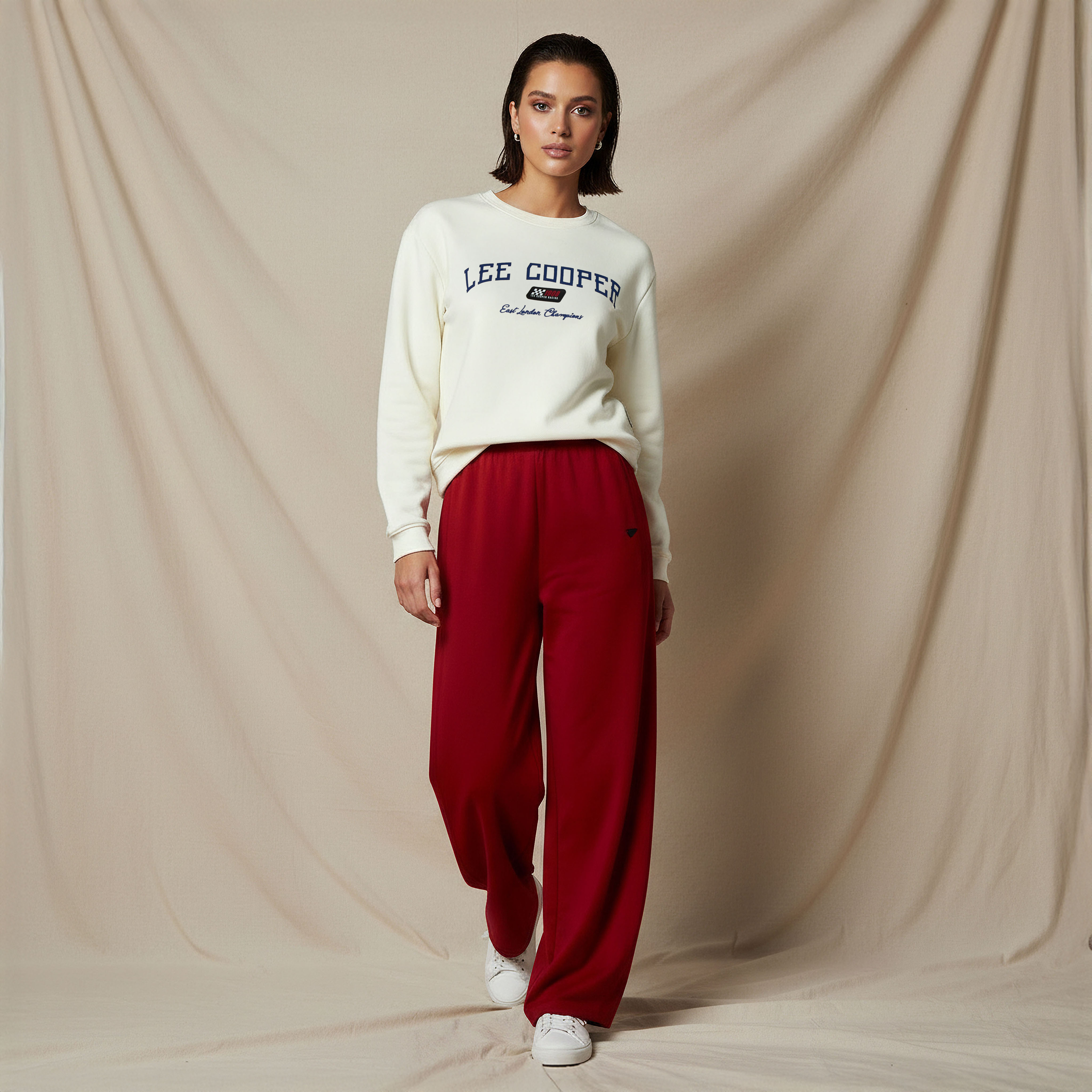 بنطلون بقصة مستقيمة وخصر مطاطي من لي كوبر-women-clothing-bottoms-joggers-image-2