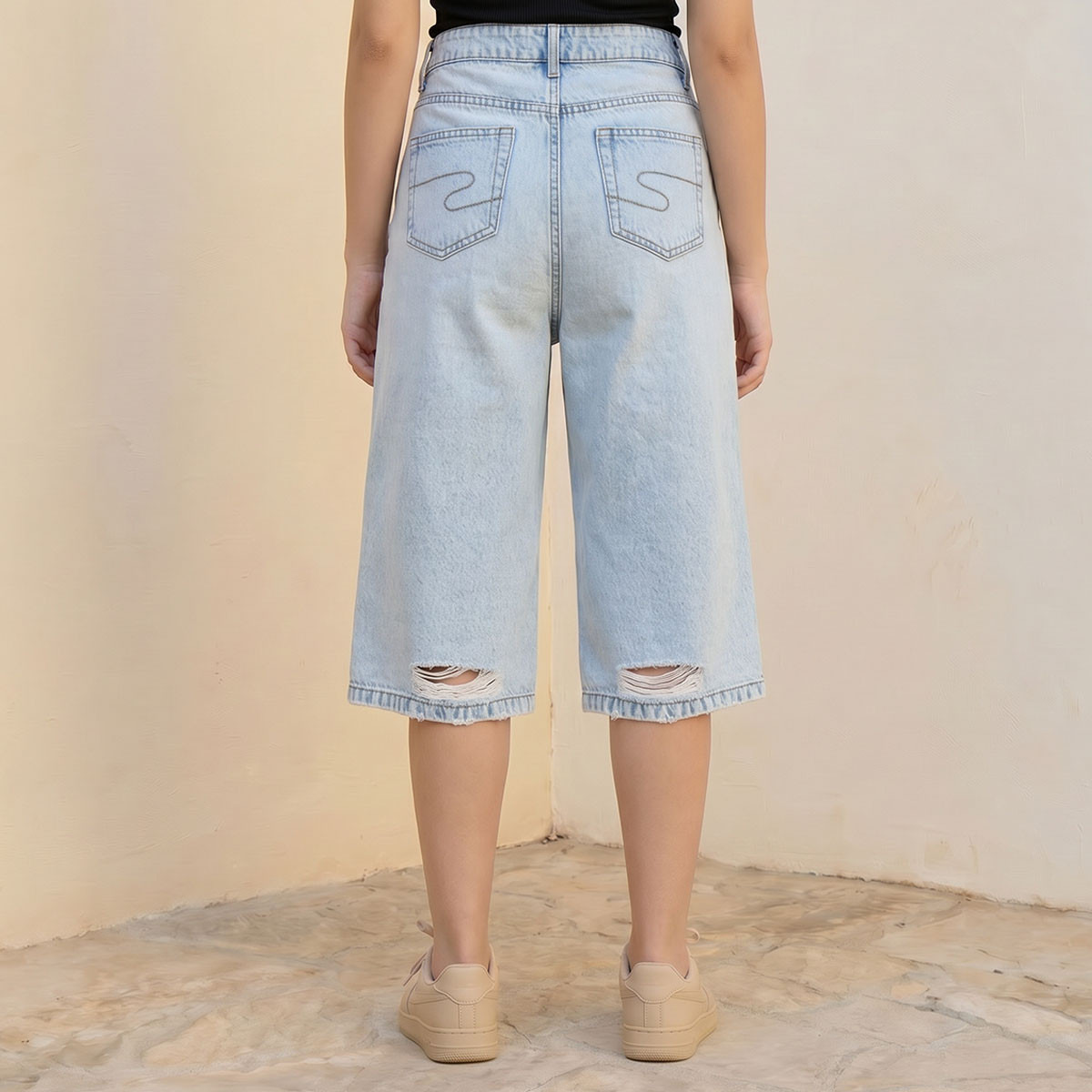 Lee Cooper High-Rise Distressed Capri-women-clothing-bottoms-jeans-image-4