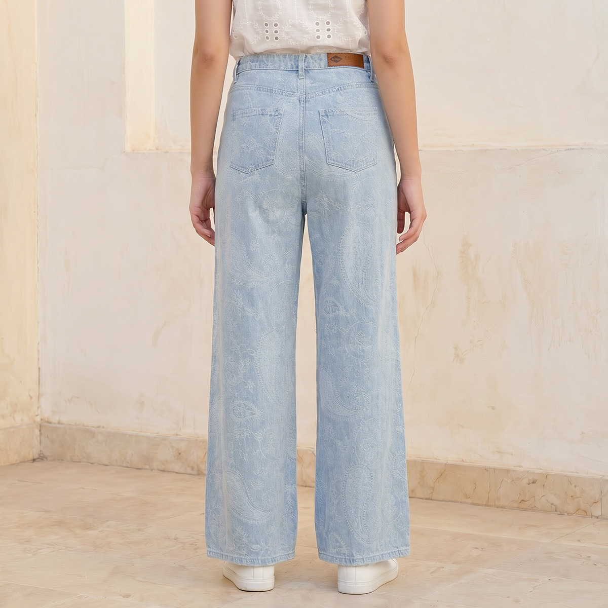 Lee Cooper Wide Leg High-Rise Jeans with Jacquard Detail-women-clothing-bottoms-jeans-image-4