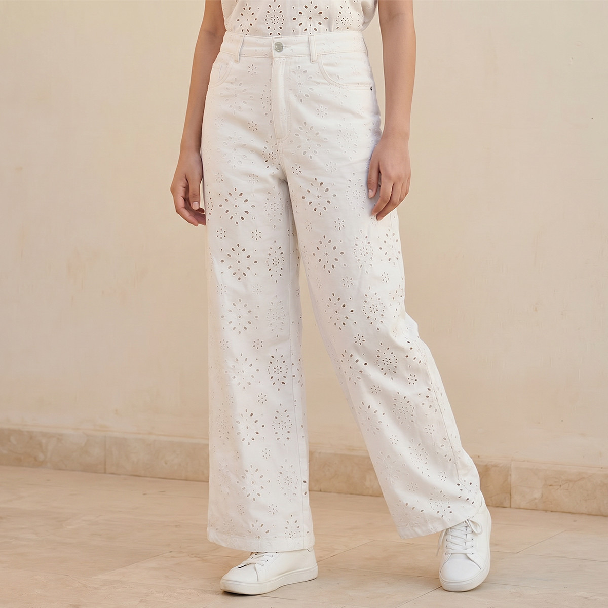 Lee Cooper Wide Leg High-Rise Parachute Jeans with Schiffli Embroidery-women-clothing-bottoms-jeans-image-1