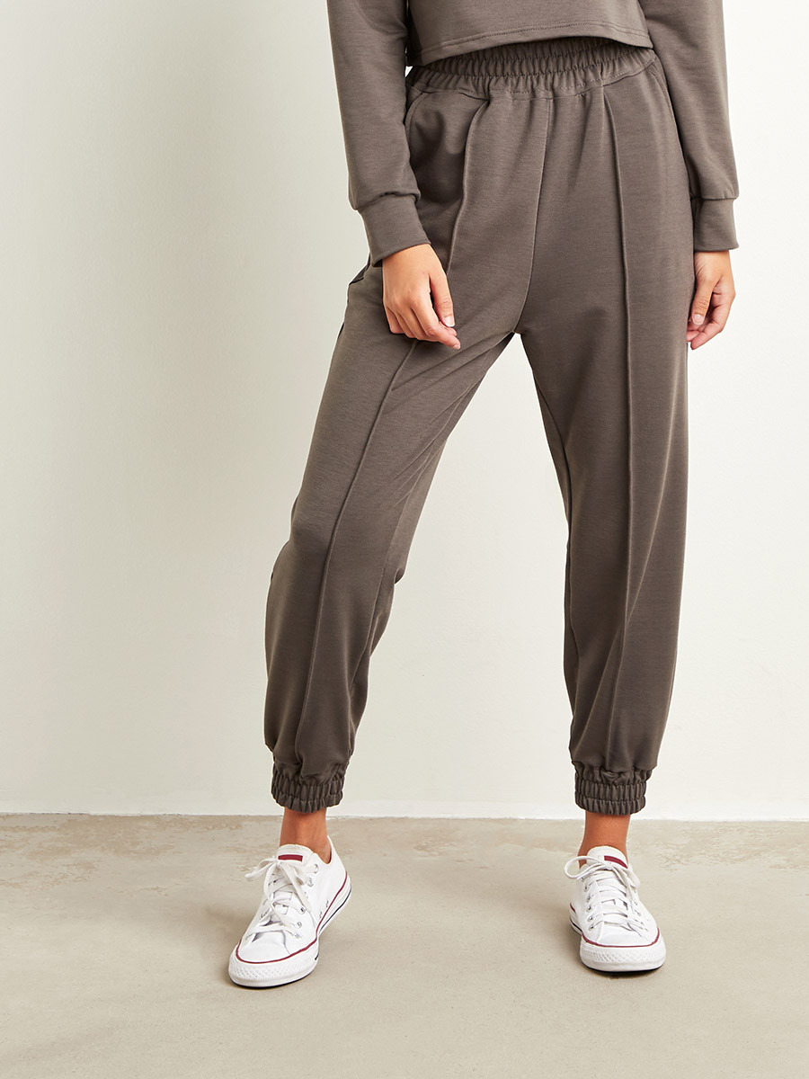 طقم من بلوزة وبنطلون رياضي من ستايلي-women-clothing-nightwear-pyjamas-bottoms-image-6