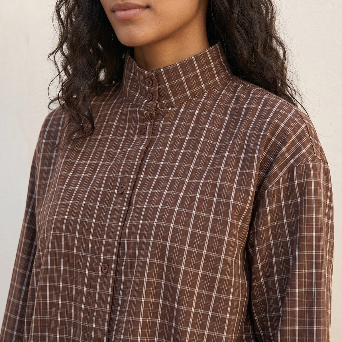 قميص قطن كاروهات بياقة عالية من لي كوبر-women-clothing-shirtsandblouses-shirts-image-6