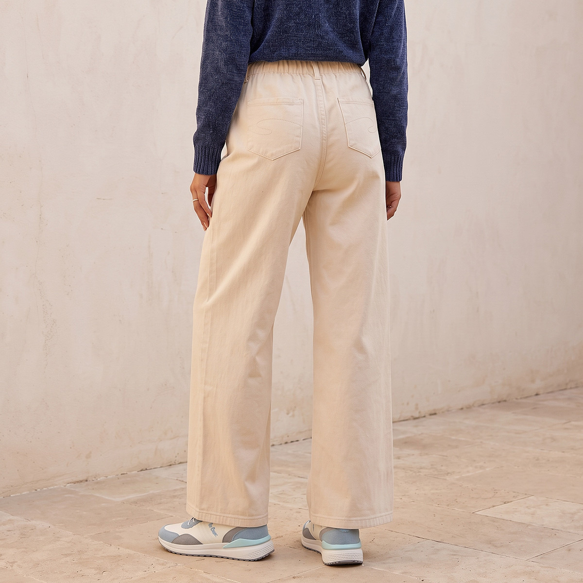 بنطلون قطن بقصة مستقيمة وخصر برباط من لي كوبر-women-clothing-bottoms-jeans-image-4