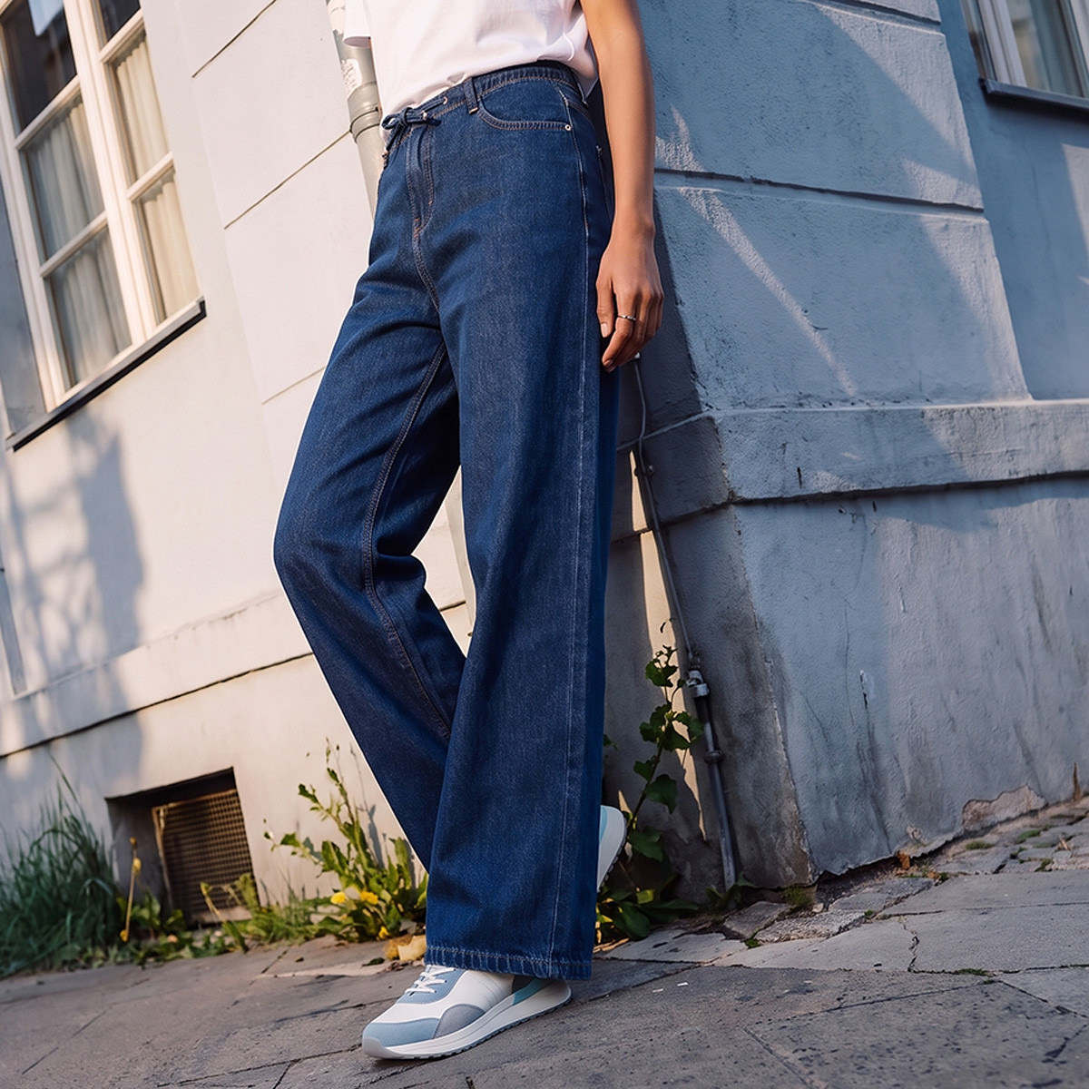 بنطلون قطن بقصة مستقيمة وخصر برباط من لي كوبر-women-clothing-bottoms-jeans-image-1