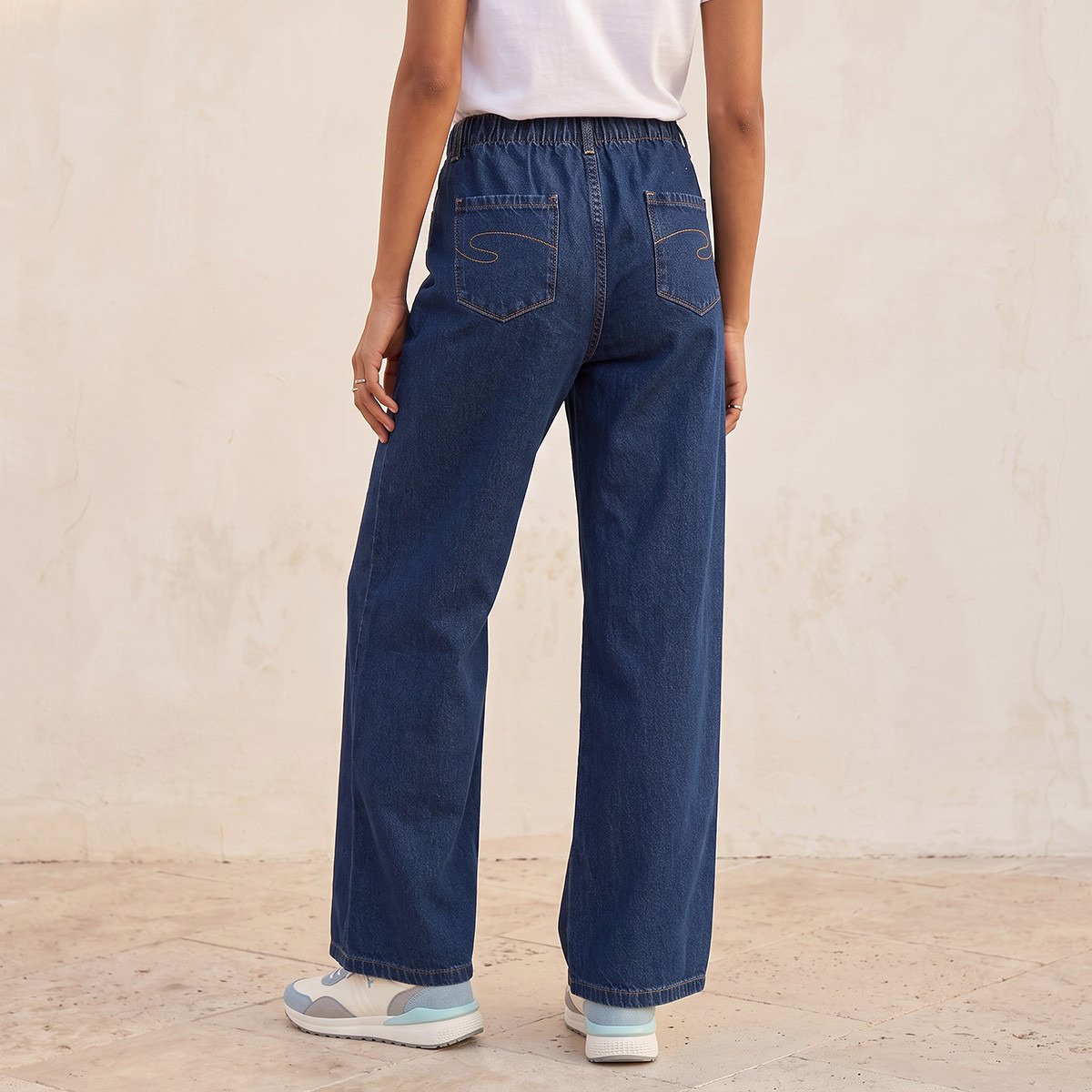 بنطلون قطن بقصة مستقيمة وخصر برباط من لي كوبر-women-clothing-bottoms-jeans-image-4