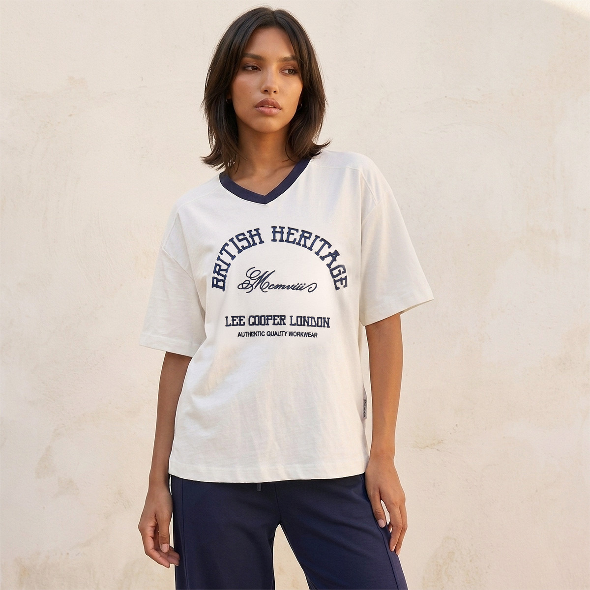 تيشيرت مطرز من لي كوبر-women-clothing-tshirts-image-1