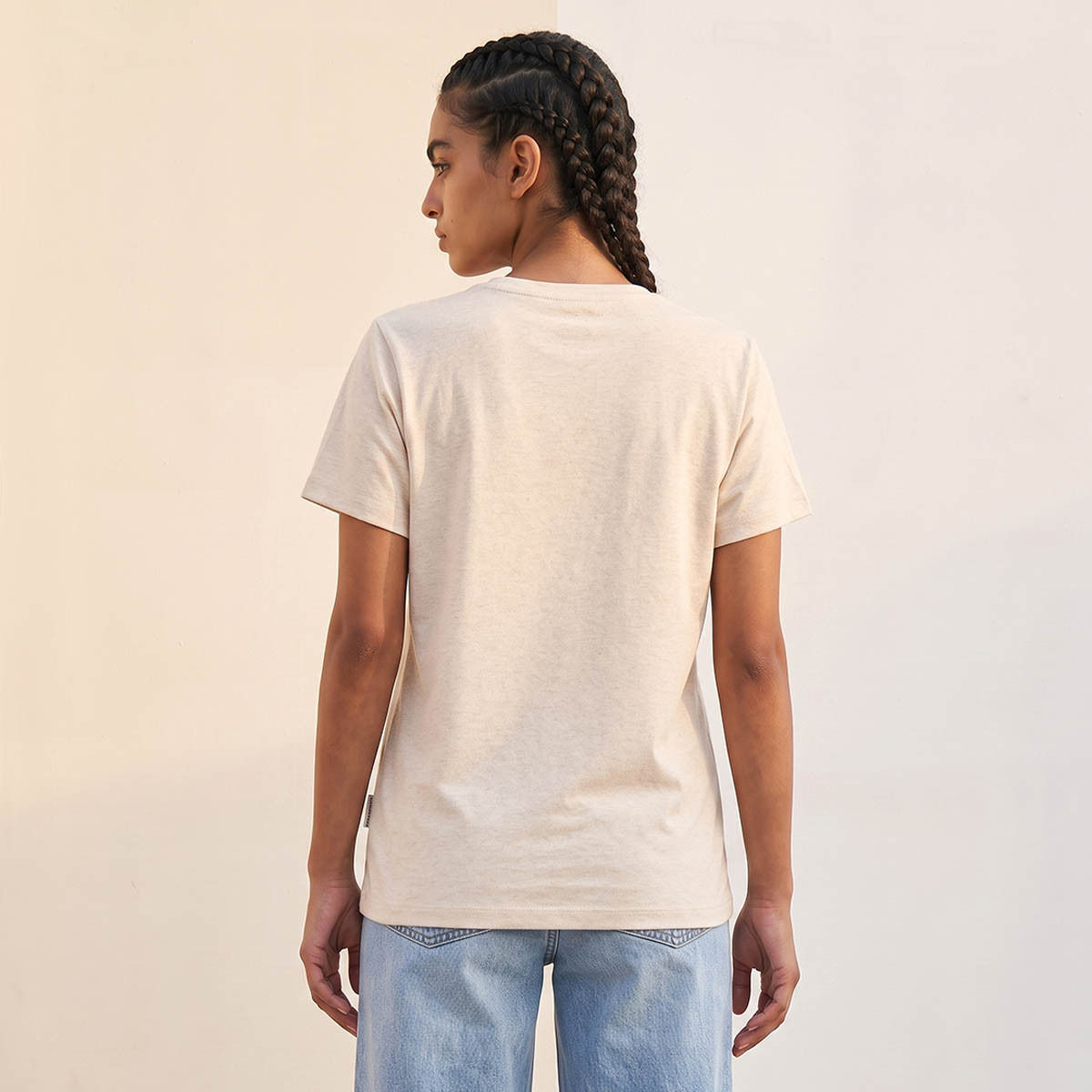 تيشيرت قطن بقصّة مريحة وطبعات من لي كوبر-women-clothing-tshirts-image-4