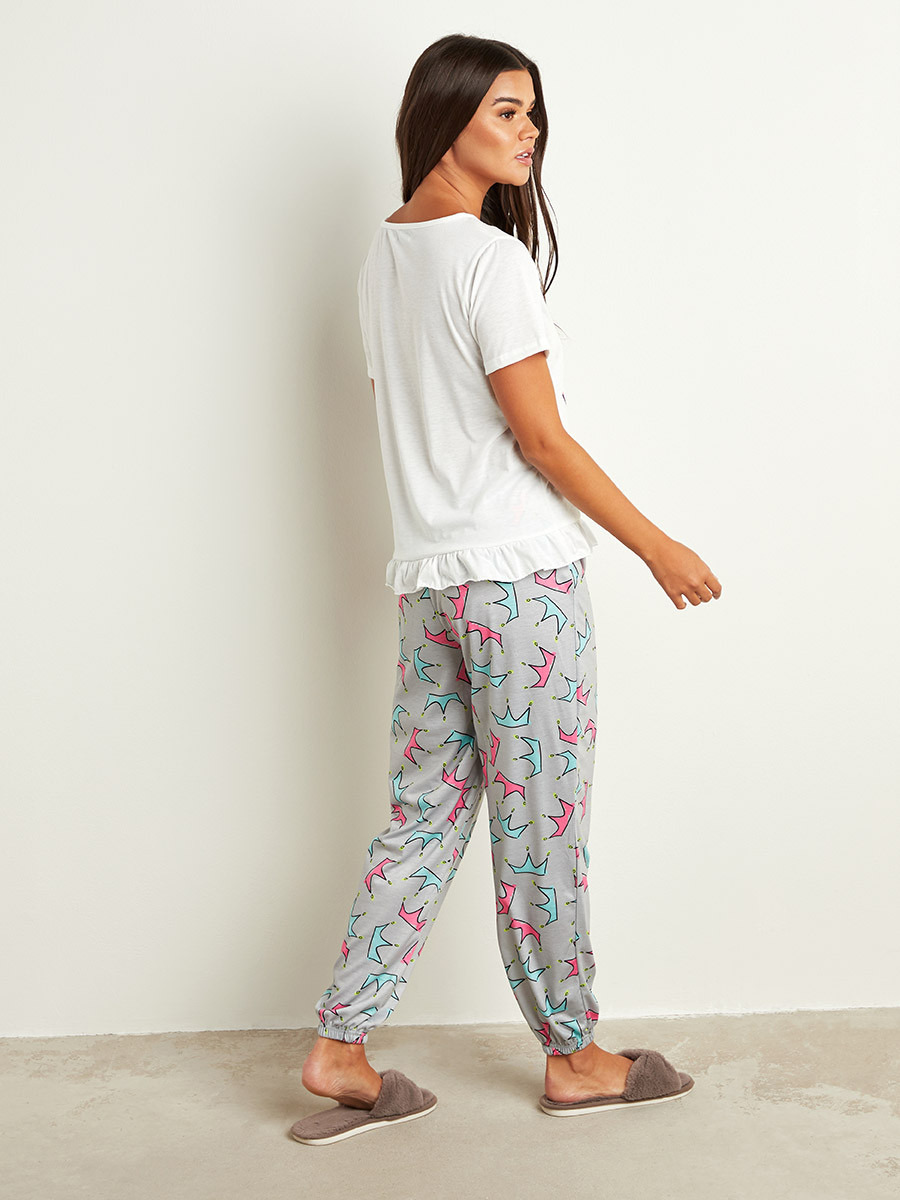 مجموعة من تيشيرت مطبوع وبنطلون بيجاما من ستايلي-women-clothing-nightwear-pyjamas-bottoms-image-3