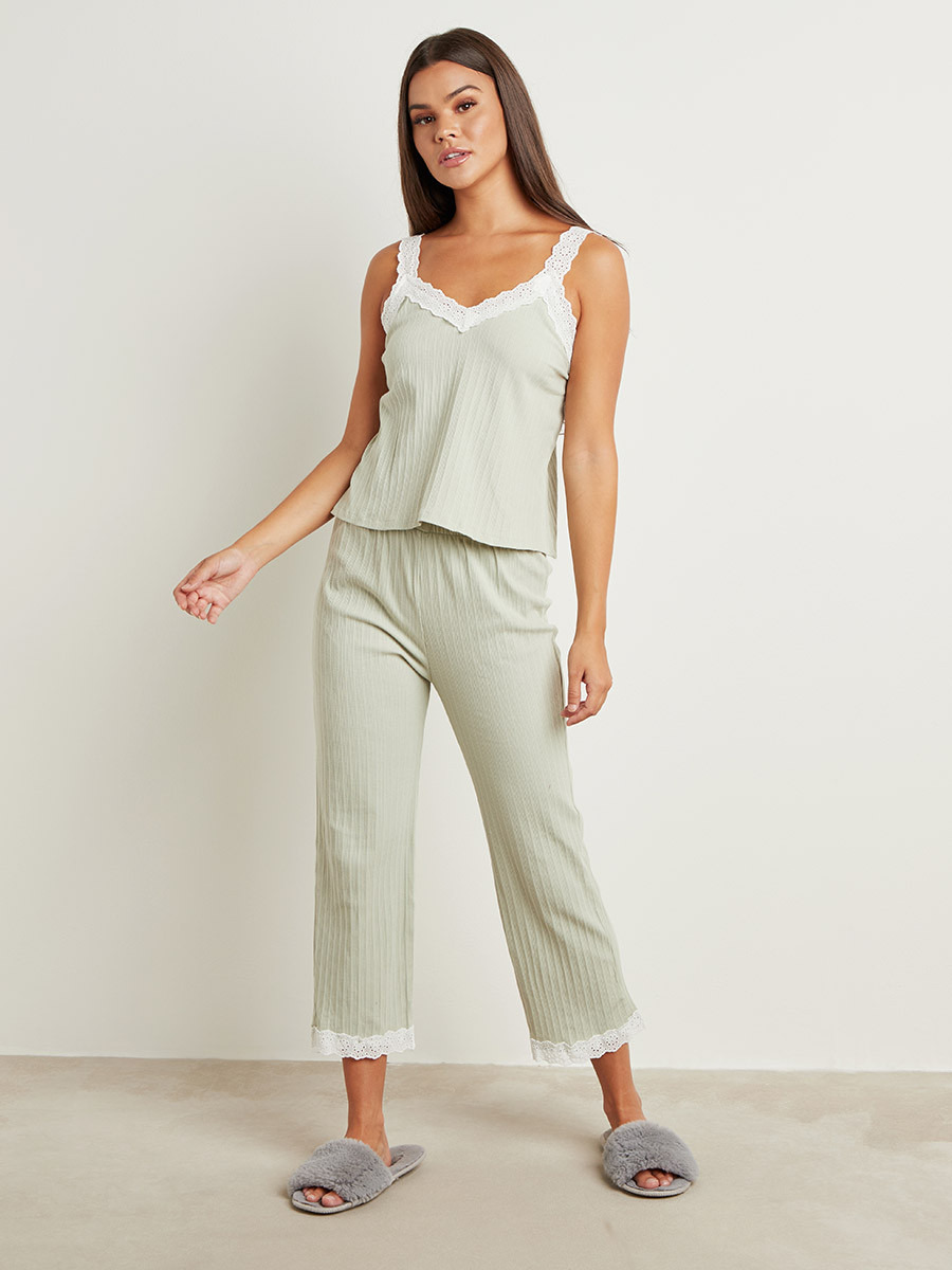 مجموعة من 3 بلوزة وبنطلون سادة وروب بحزام من ستايلي-women-clothing-nightwear-pyjamas-longsets-image-3