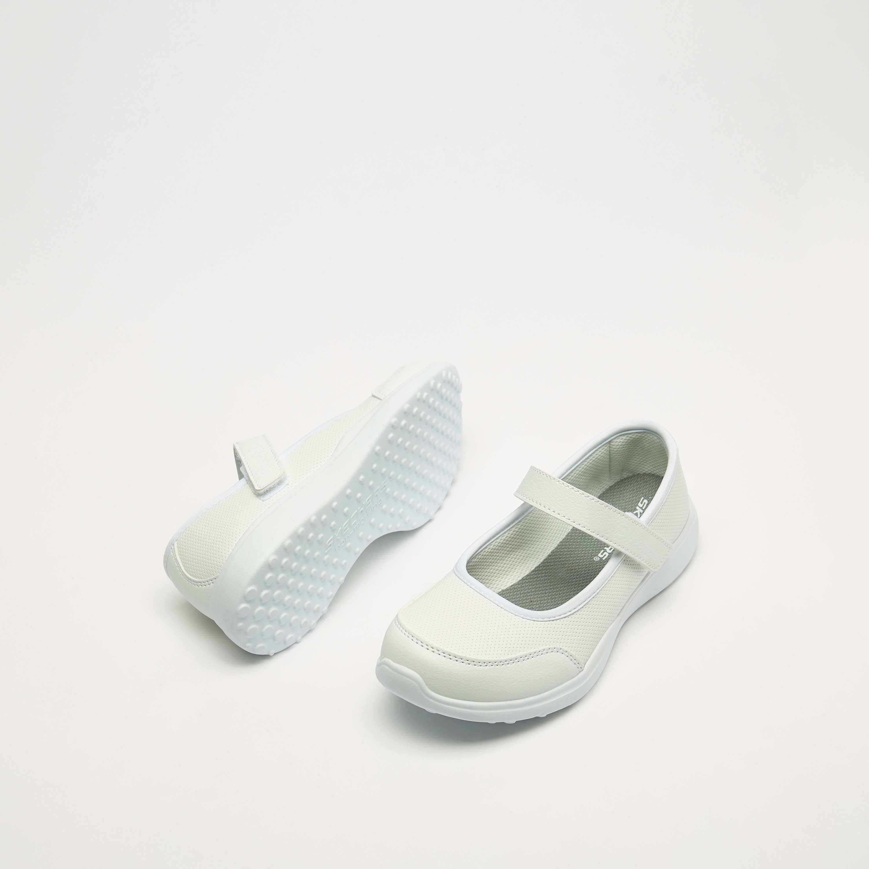 حذاء للبنات سهل الارتداء من سكيتشرز ميكروستريدس | 302627L-girls-shoes-schoolshoes-image-13