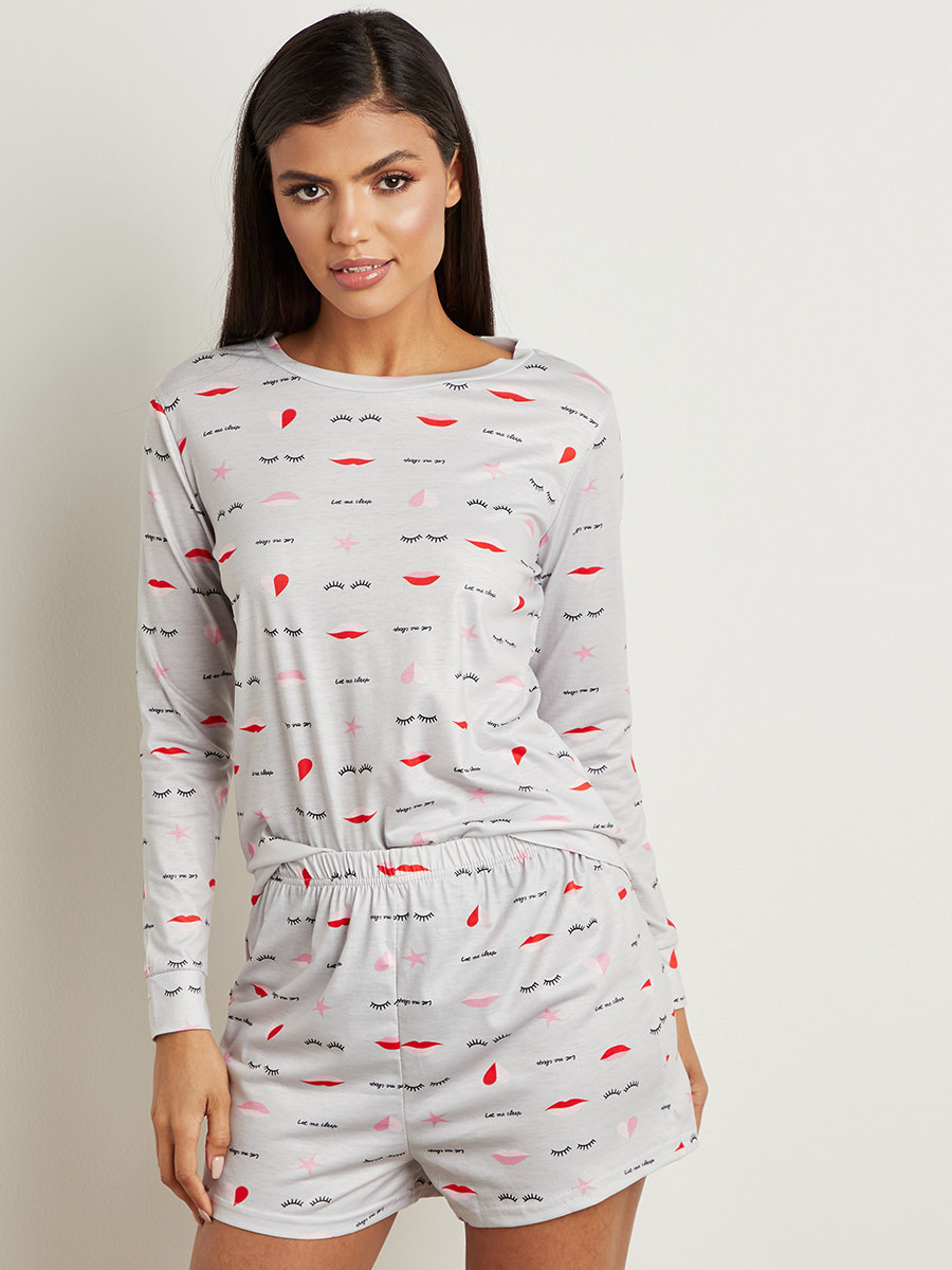 مجموعة من تيشيرت بأكمام طويلة وشورت قصير من ستايلي-women-clothing-nightwear-pyjamas-longsets-image-5